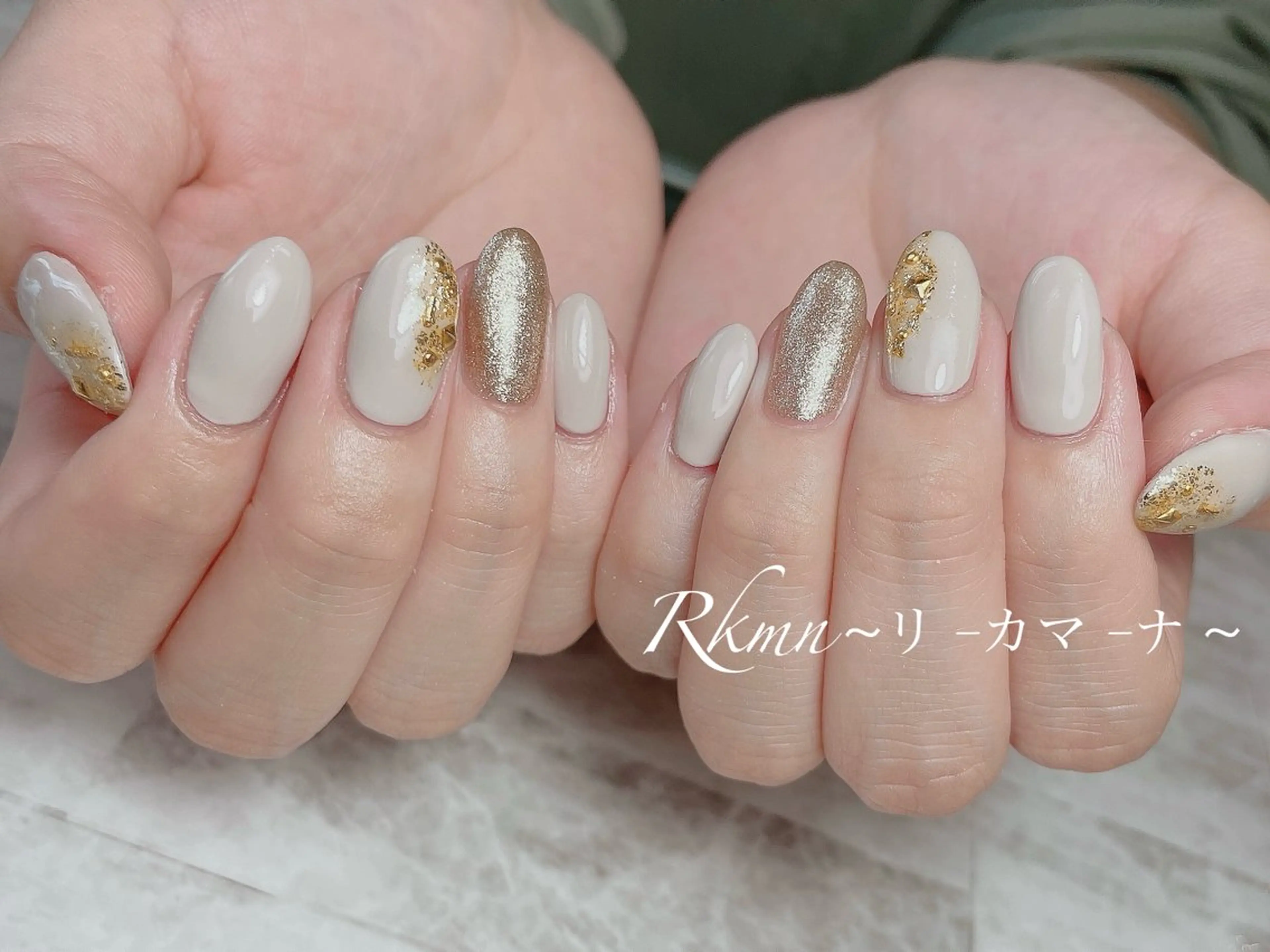 ネイル アートネイル ゴールド 春ネイル ハンドネイル フットネイル ハンドケア Rkmn ~リ-カマ-ナ~のネイルデザイン