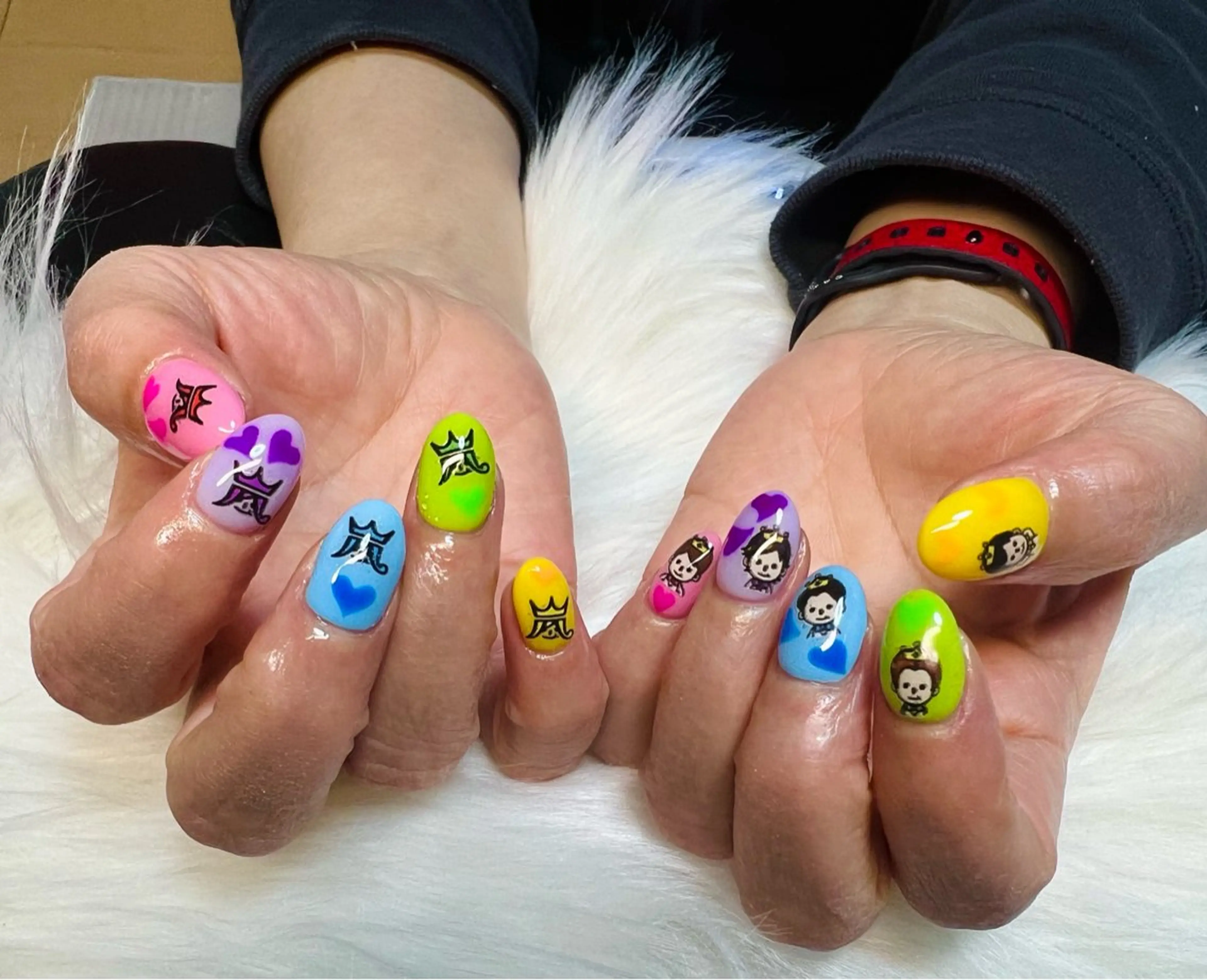 ネイル ダン ゴーゴックビックのネイルデザイン