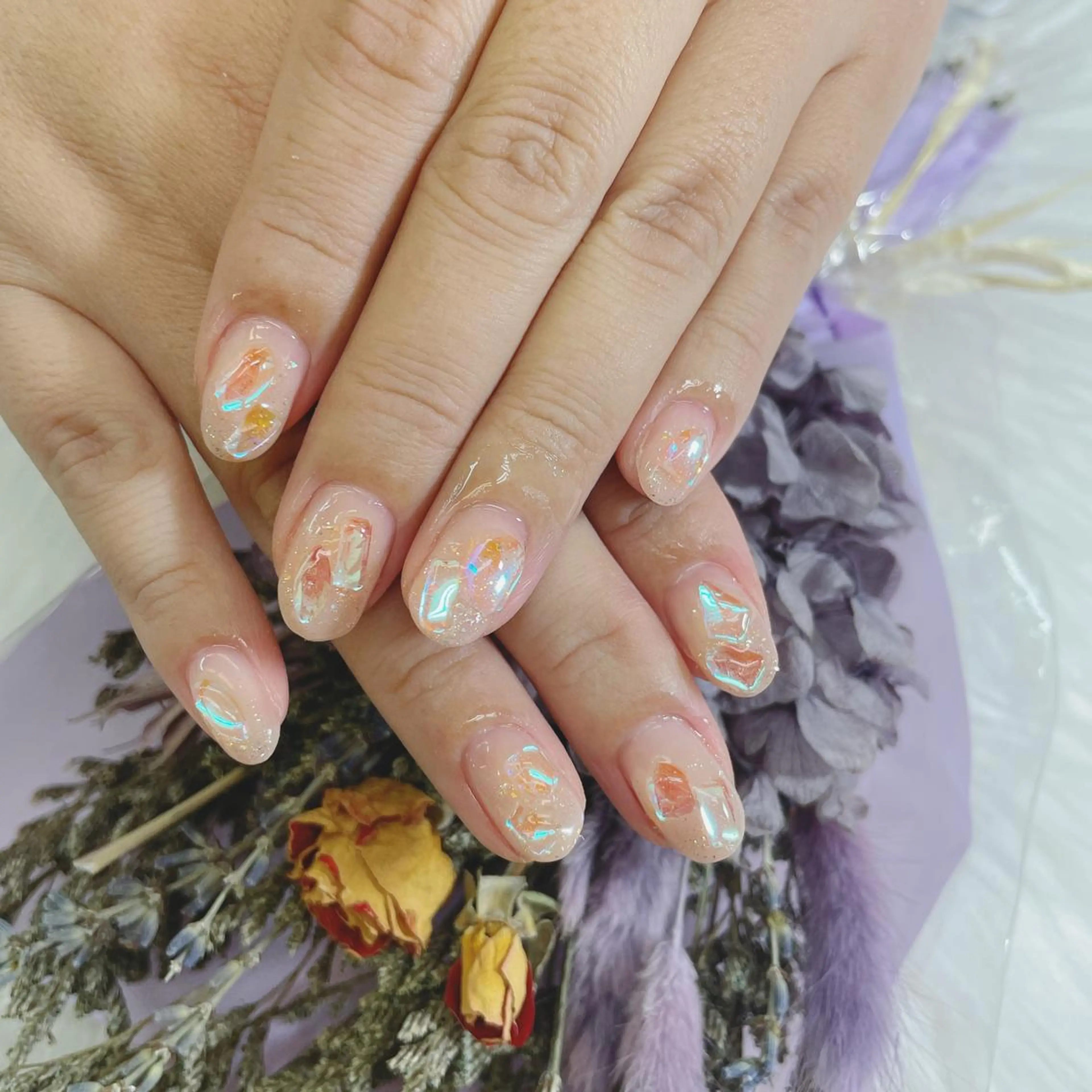 ネイル キラキラネイル 🦋ネイルサロン ブラン🌈ゆりのネイルデザイン