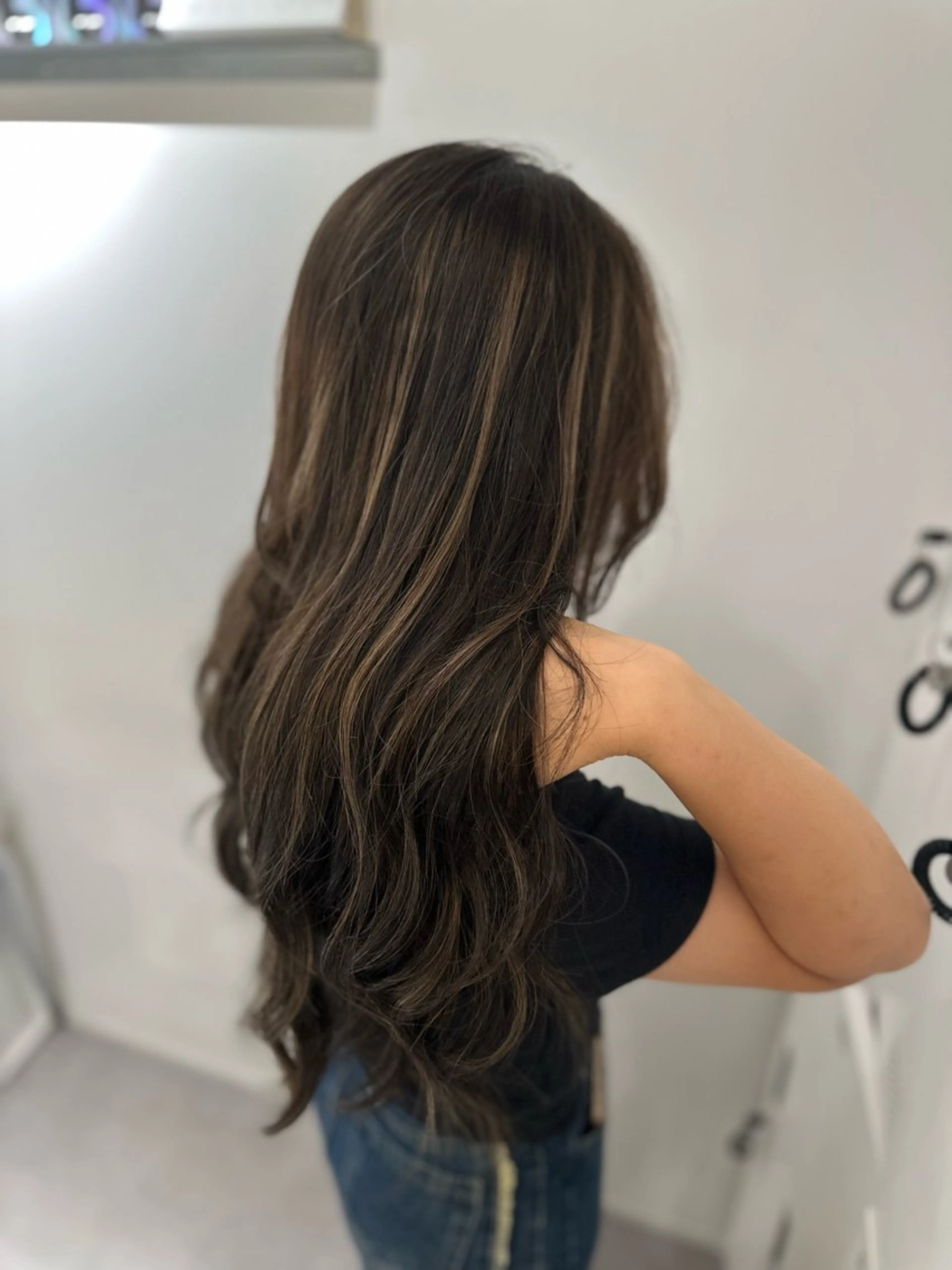 カラー unique 松原吹季のヘアスタイル