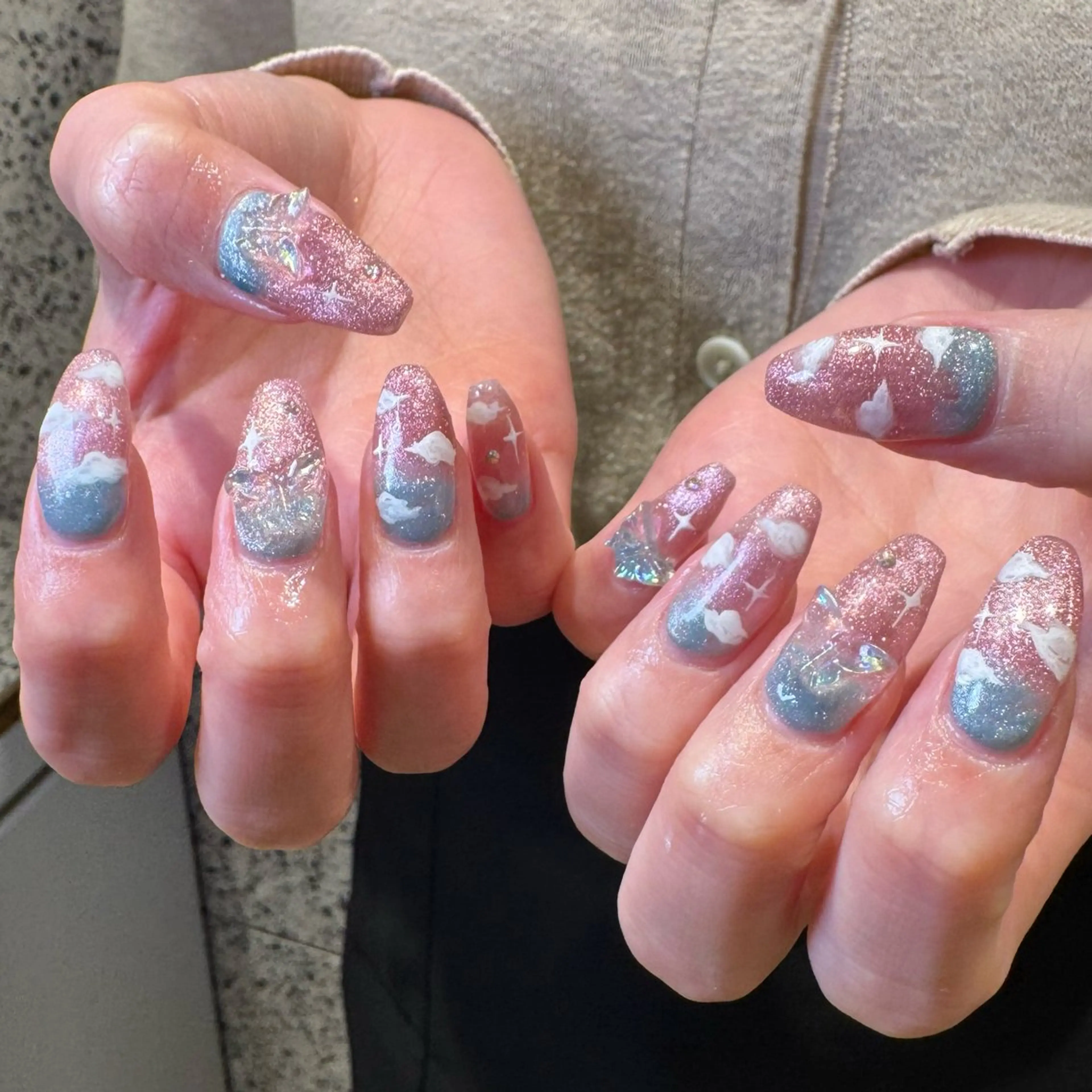 ネイル RIEKO🍒 ワンホン♡推しネイルのネイルデザイン