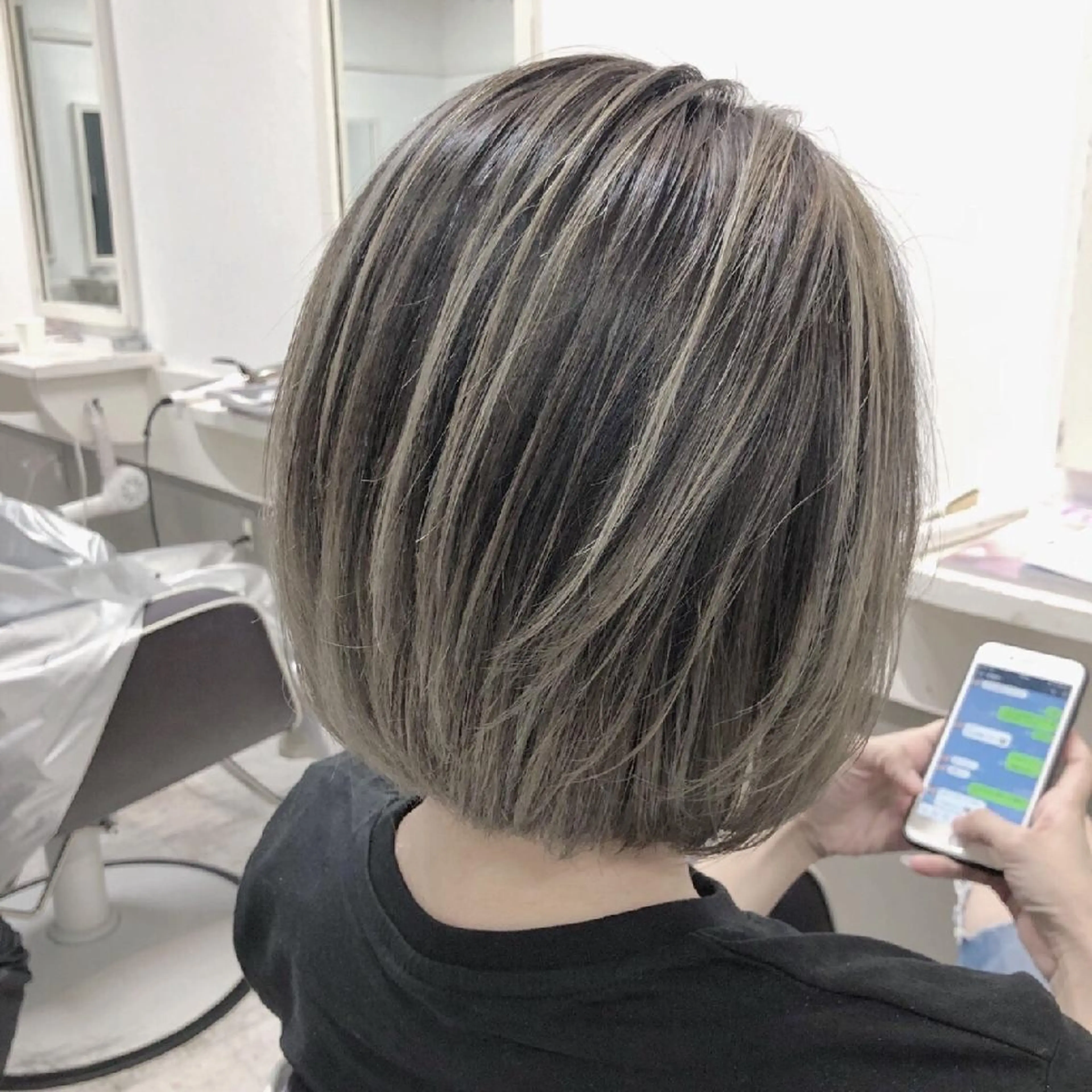 ショート カラー ヘアアレンジ 透明感/レイヤー 🇰🇷tomonaのヘアスタイル