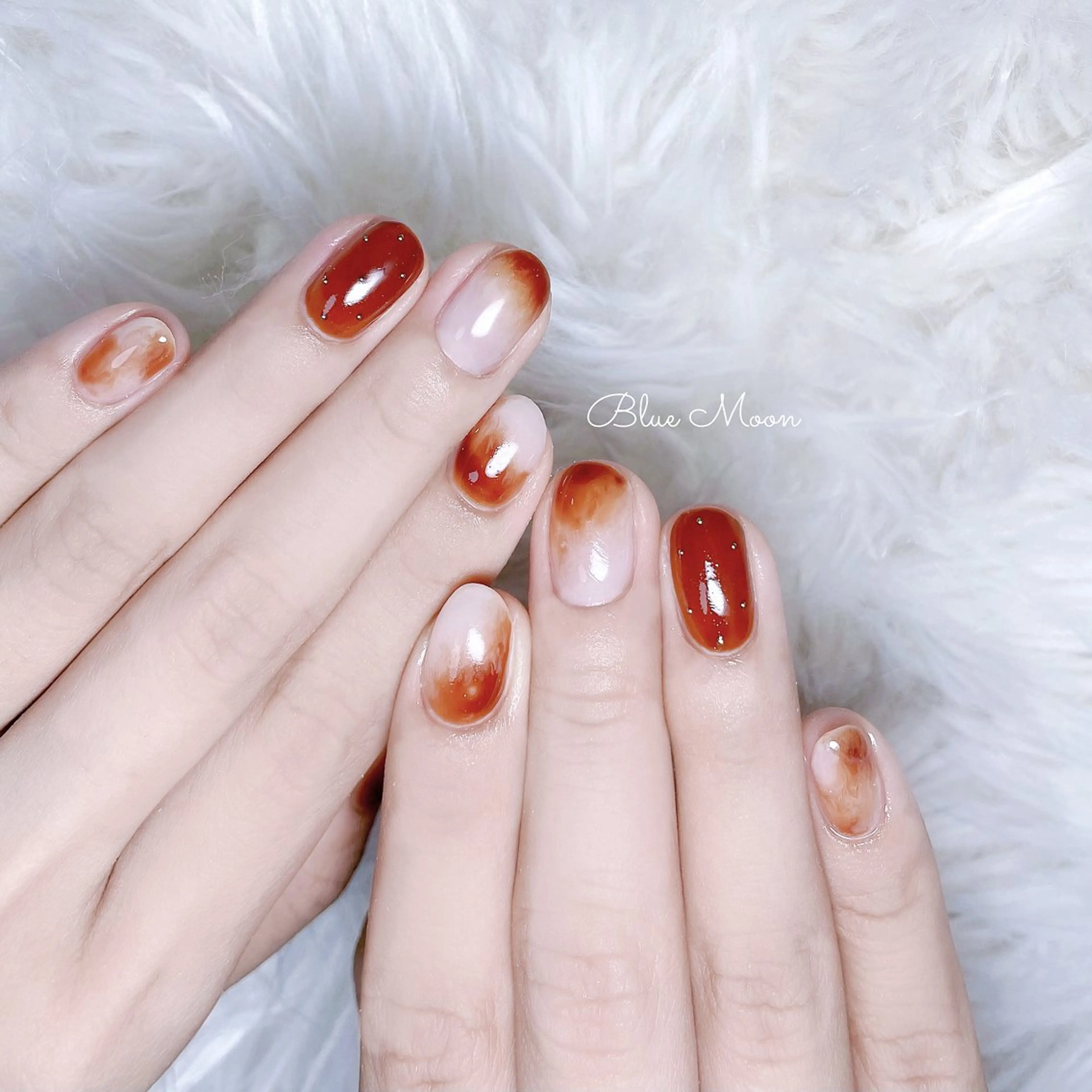 ネイル ハンドネイル フットネイル ハンドケア nail salon Blue Moonのネイルデザイン