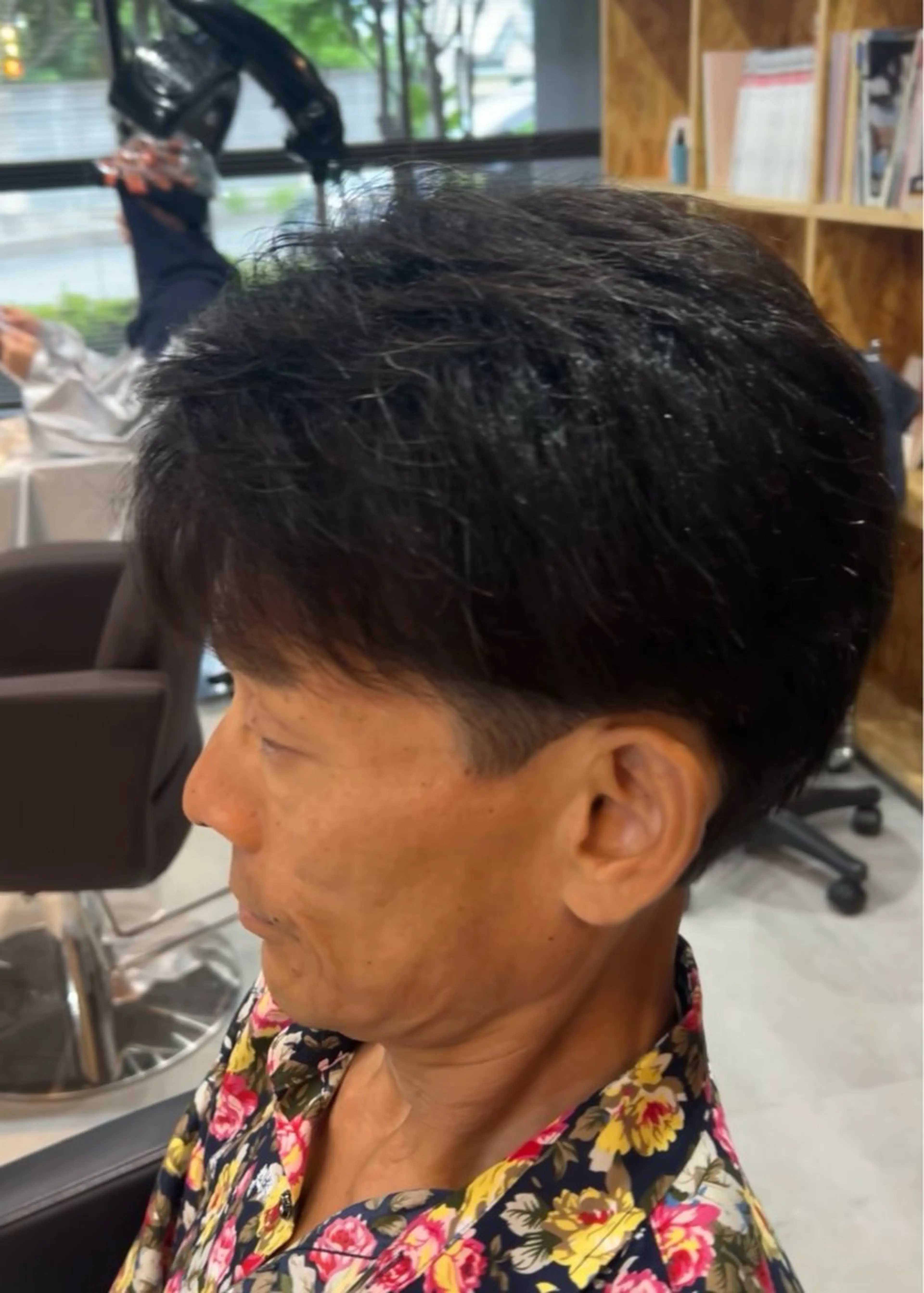 メンズ ビジネス メンズパーマ 刈り上げ 蜂須賀 輝のヘアスタイル