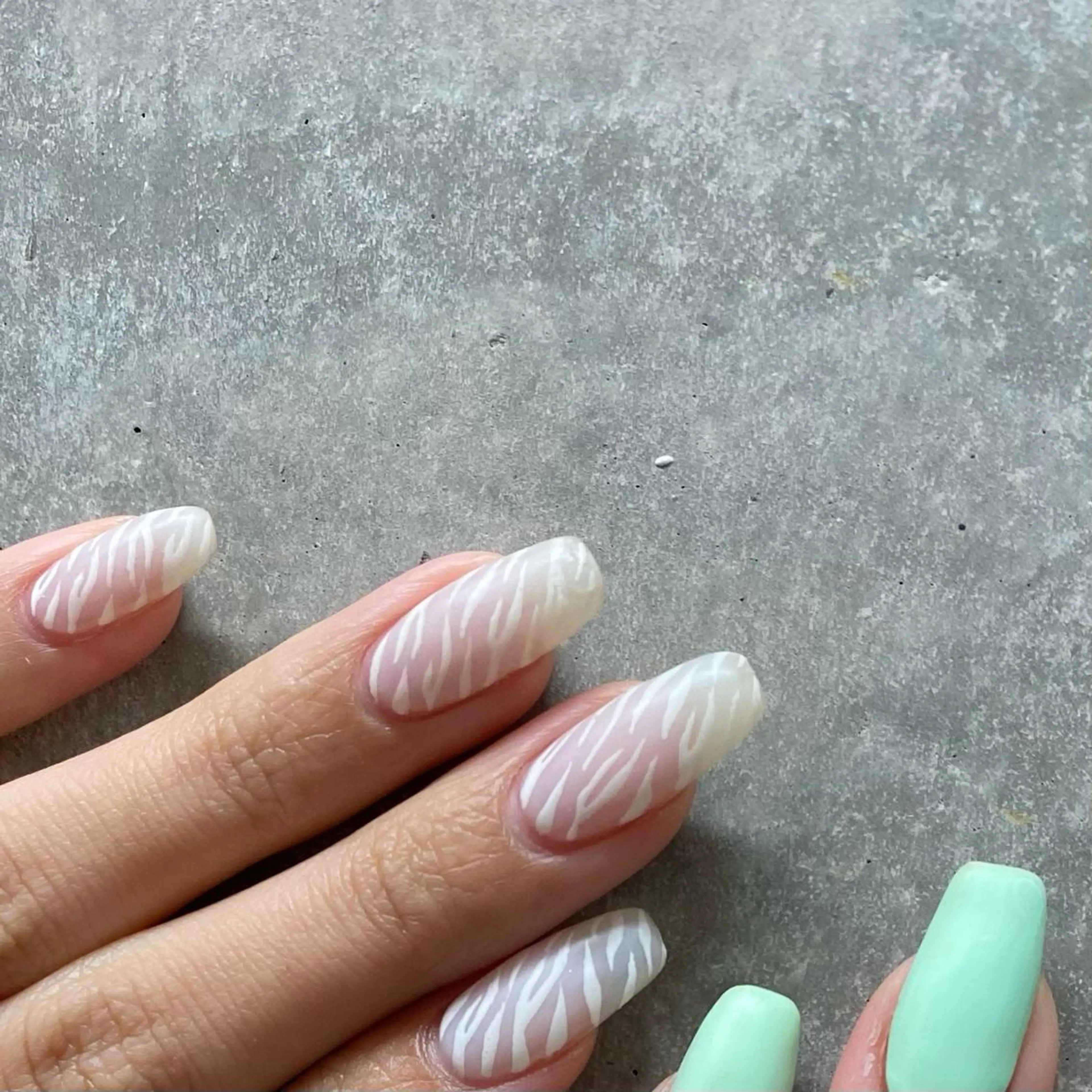 ネイル 🌿 Asumi🌿のネイルデザイン