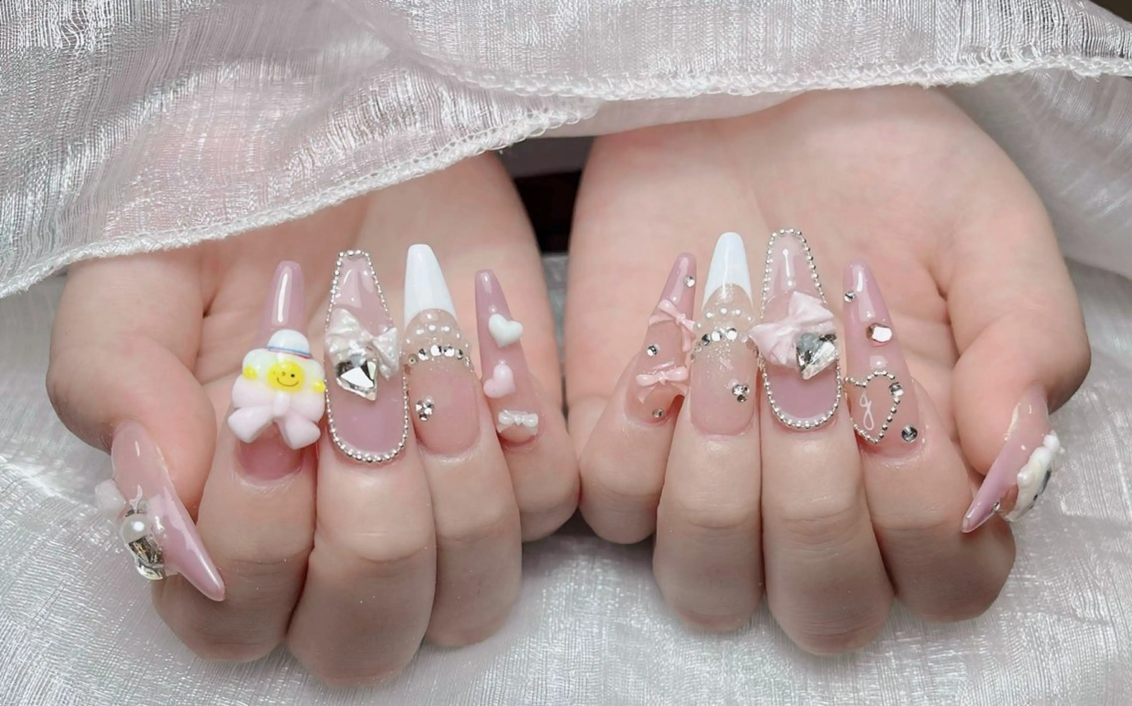 ネイル アートネイル ジェルネイル ネイルチップ ハンドネイル Jenn Nail Salonのネイルデザイン