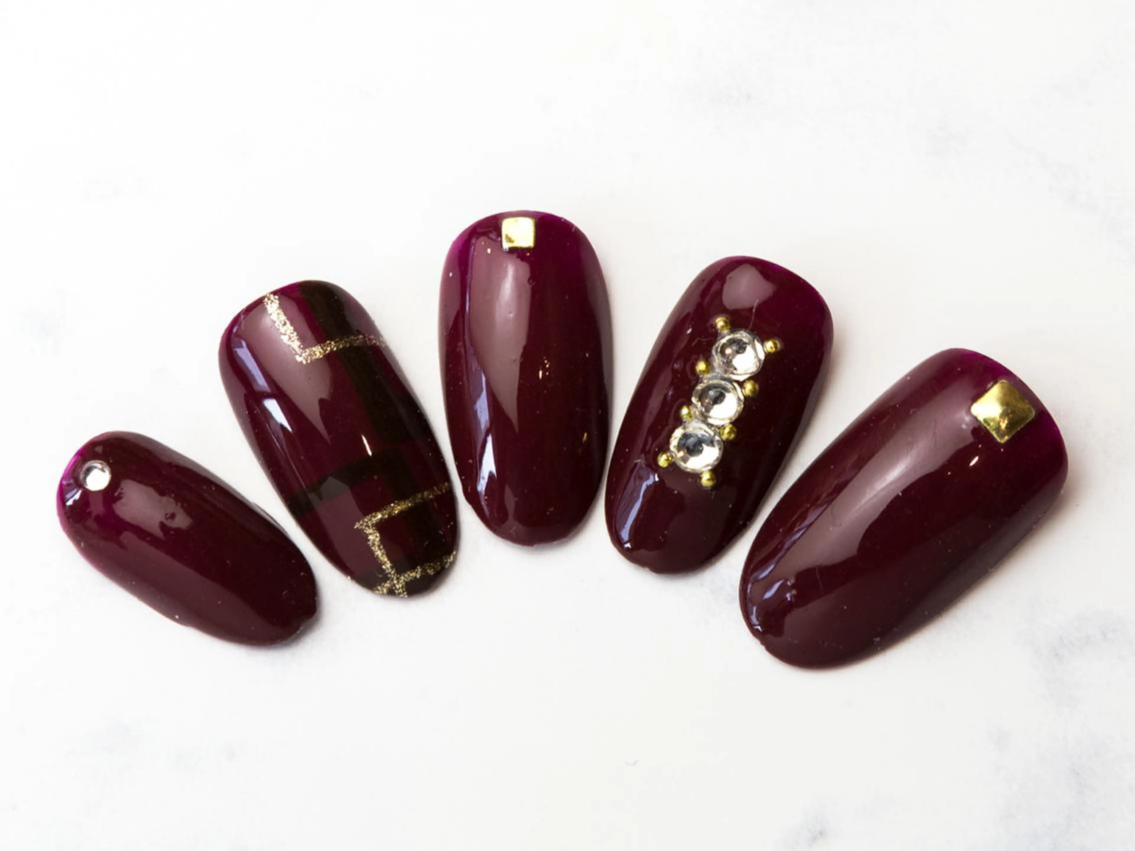 ネイル アニマル柄 アートネイル べっ甲ネイル nail salon Soeurのネイルデザイン