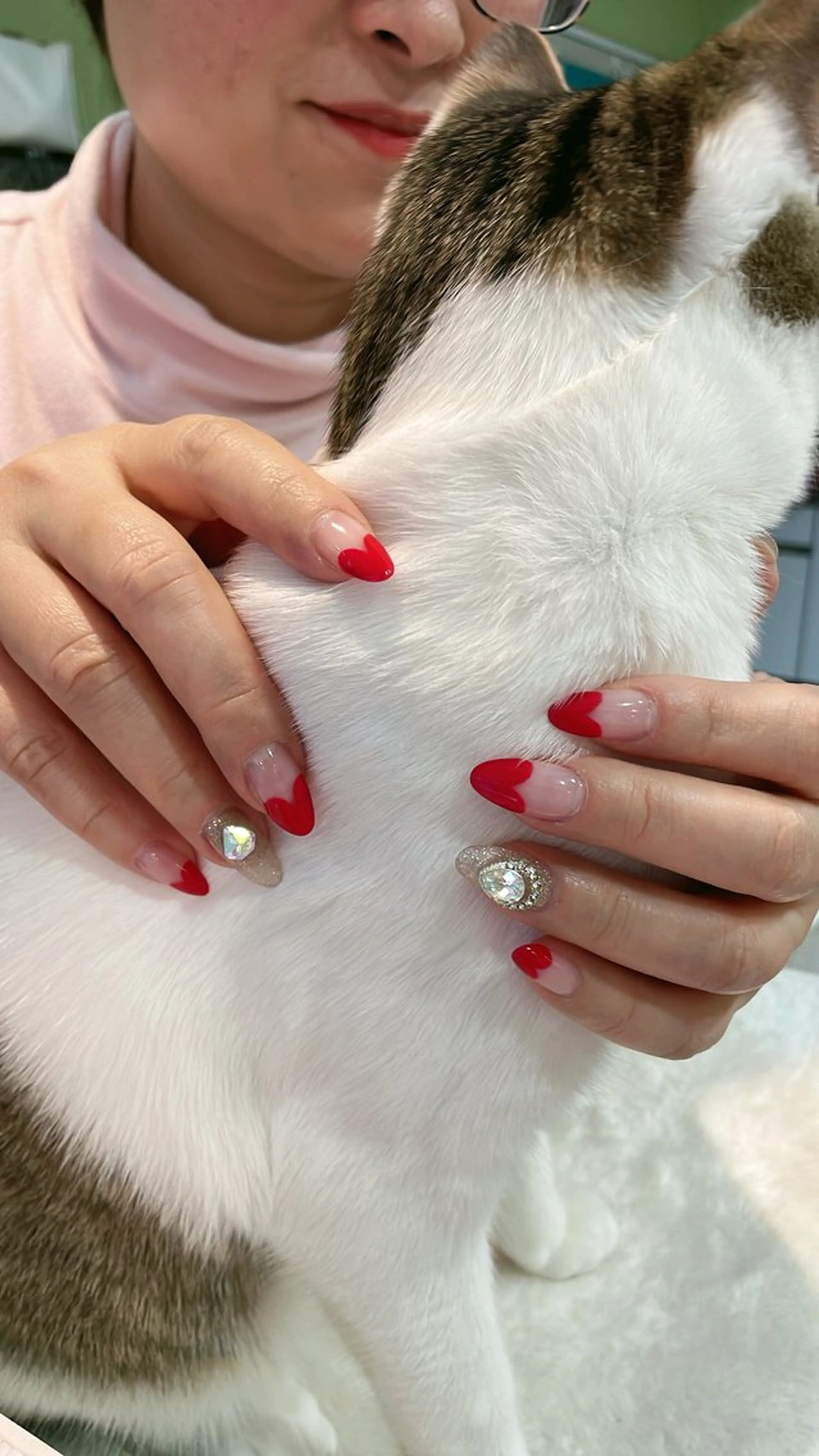 ネイル 赤色 美容室アイカ所属・大宮美容室IKA エステサロンのマツエク・マツパデザイン