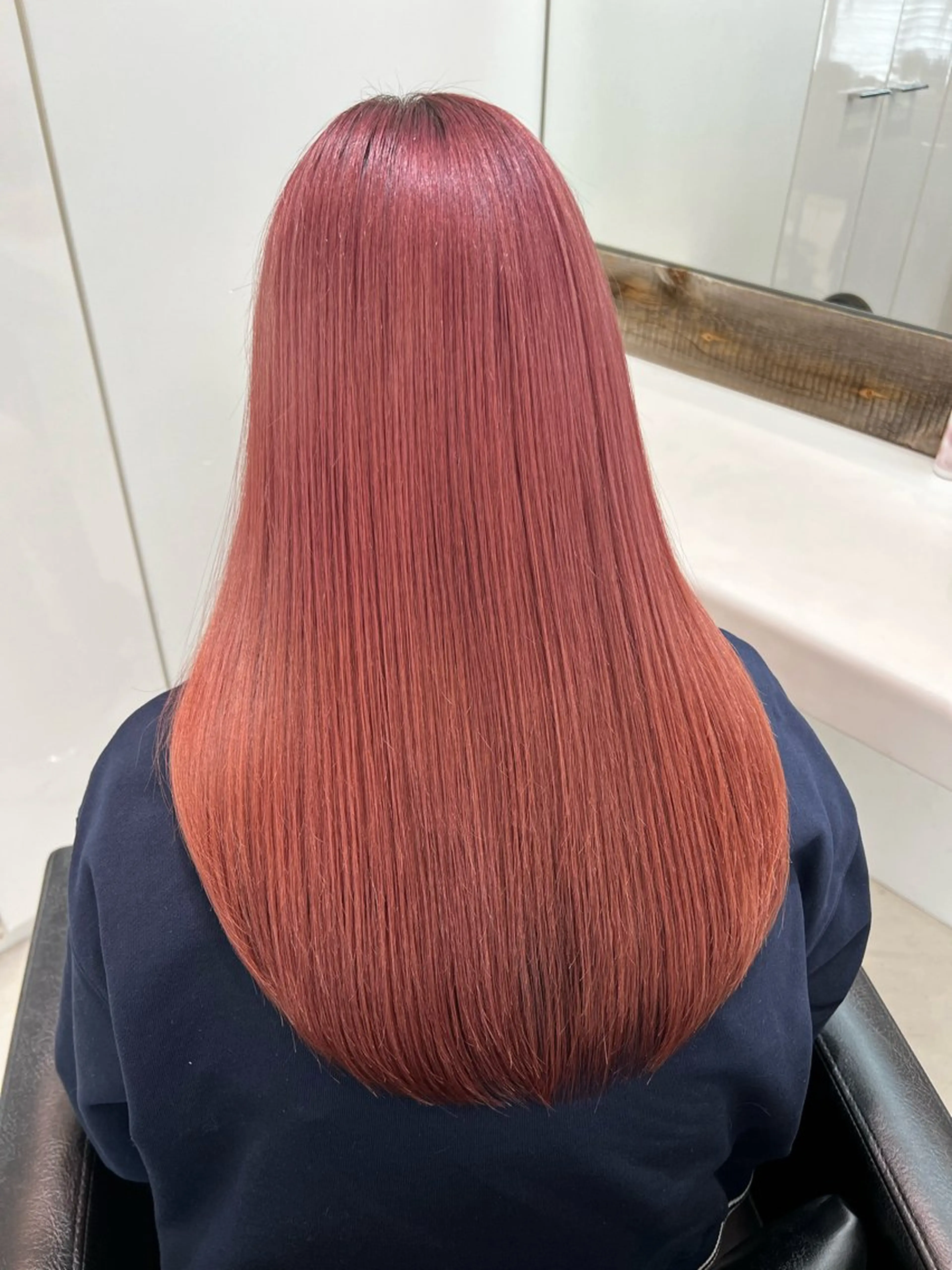 ロング 🤎艶感ベージュ/ ミルクティー🤎のヘアスタイル