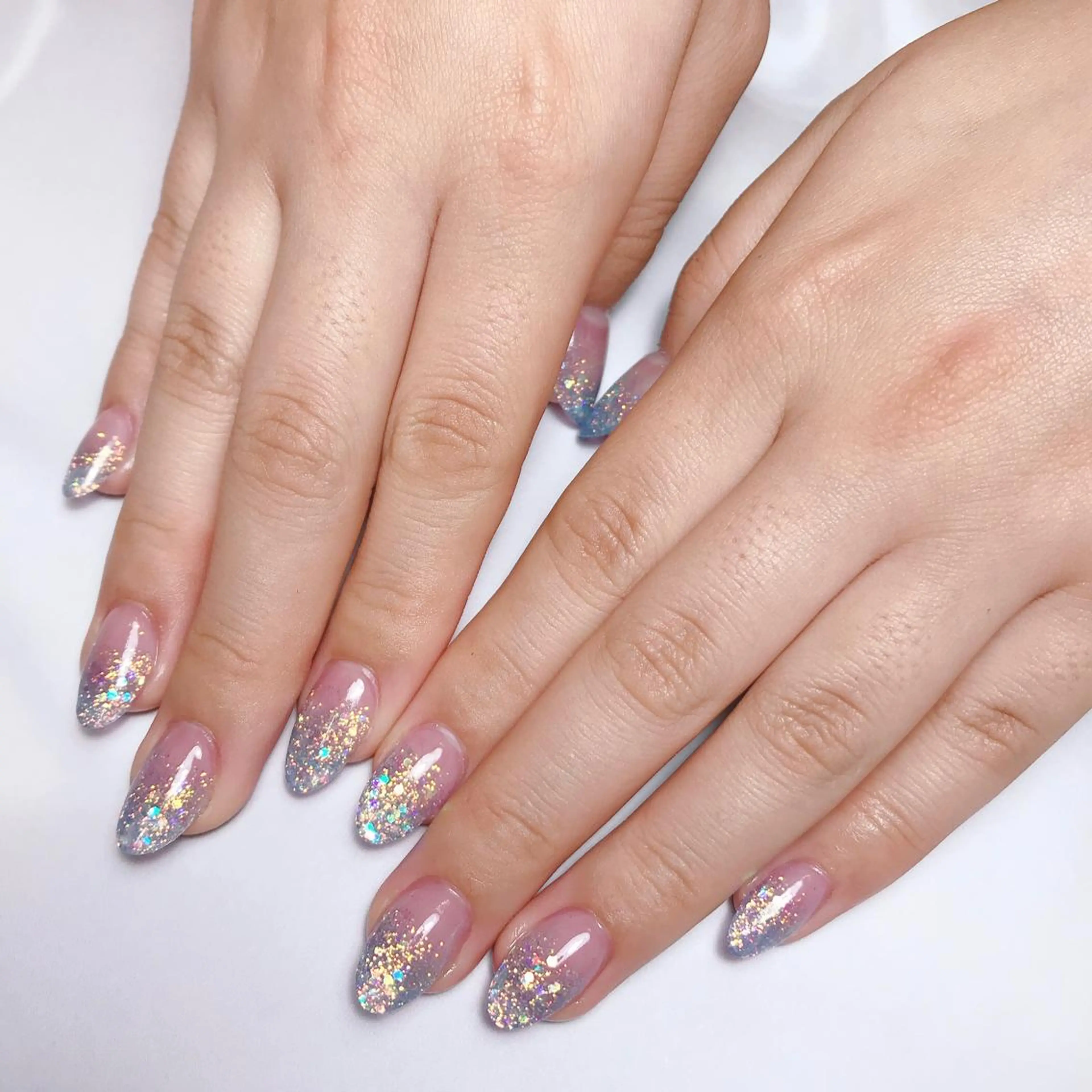 ネイル グラデーション ラメ(グリッター) ラメグラデーション スカルプネイル 深爪を断らない スカルプ高評価店のネイルデザイン