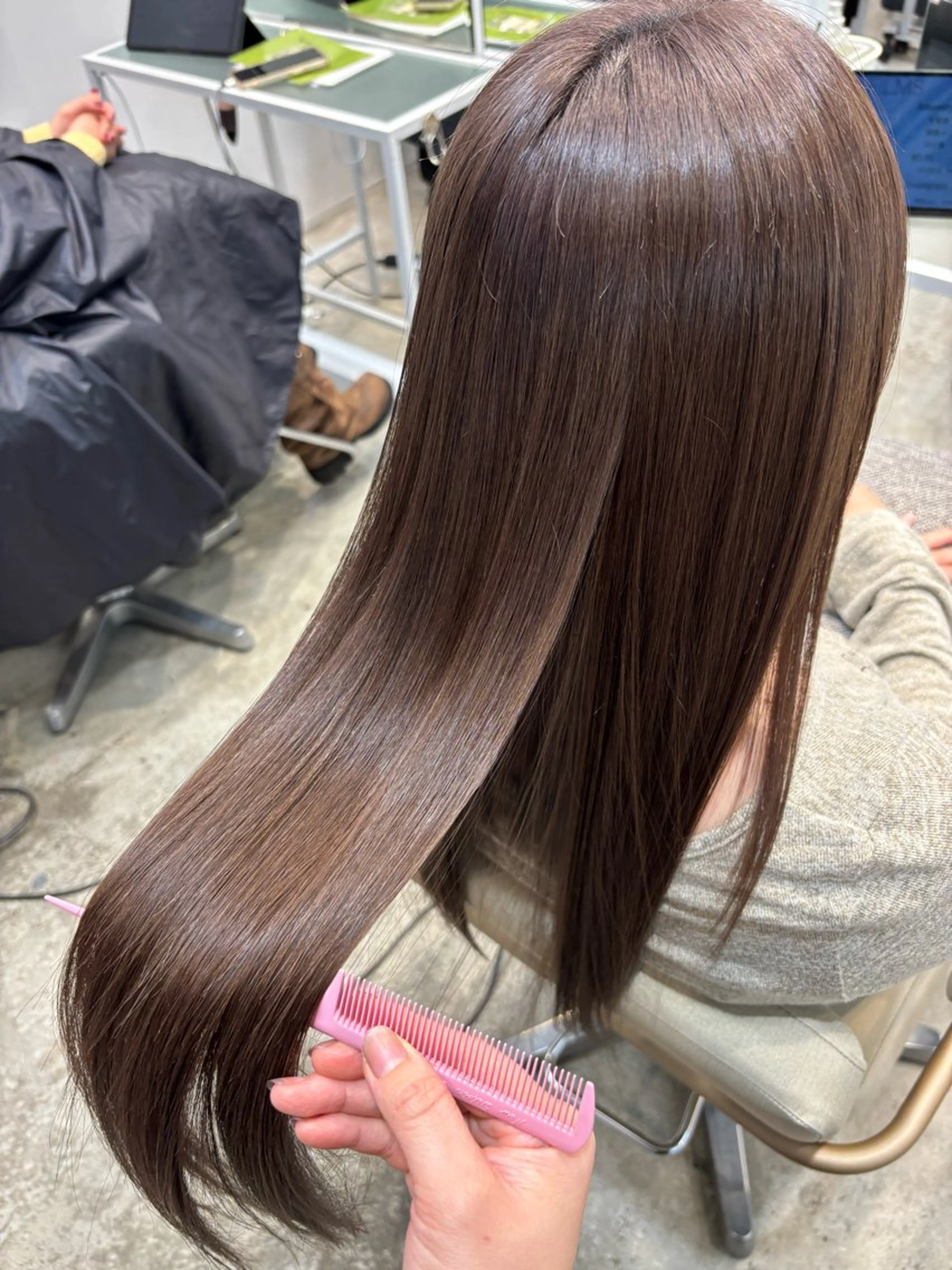 ロング 髪質改善 トリートメント 飯田 優恵のヘアスタイル