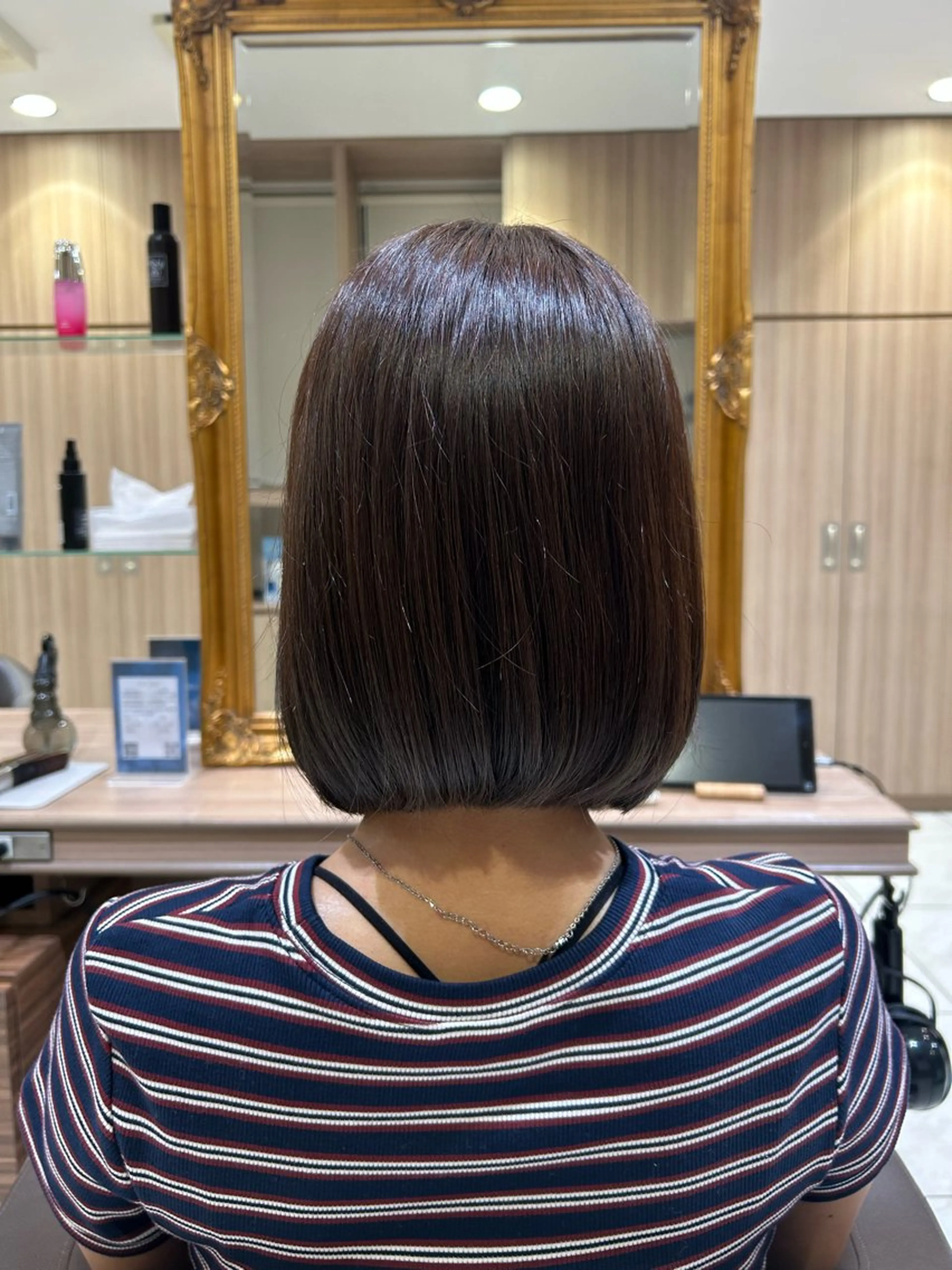 ショート カラー 佐藤 ななせのヘアスタイル