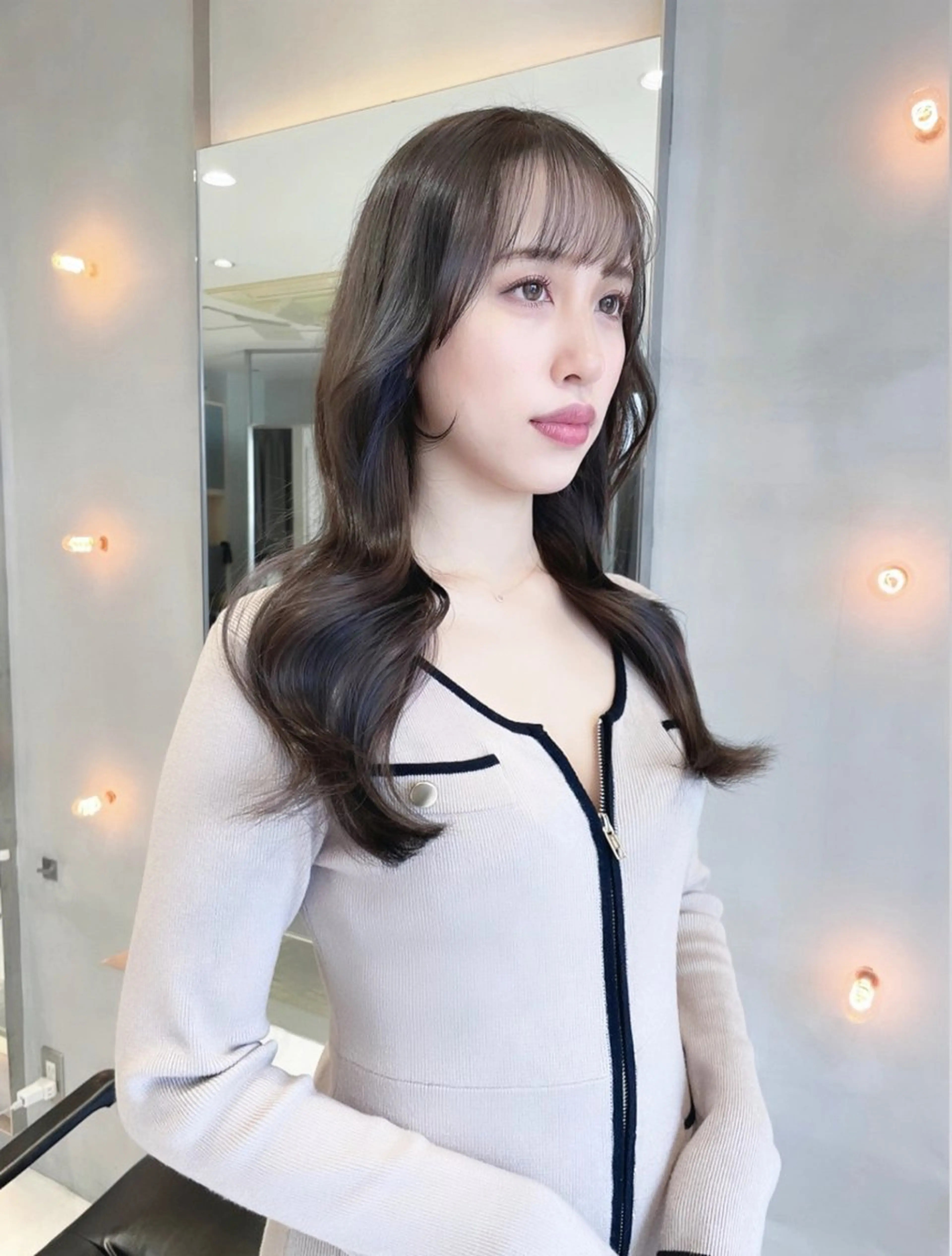 ロング カラー ワンホン/韓国ヘア 🤍amiのヘアスタイル