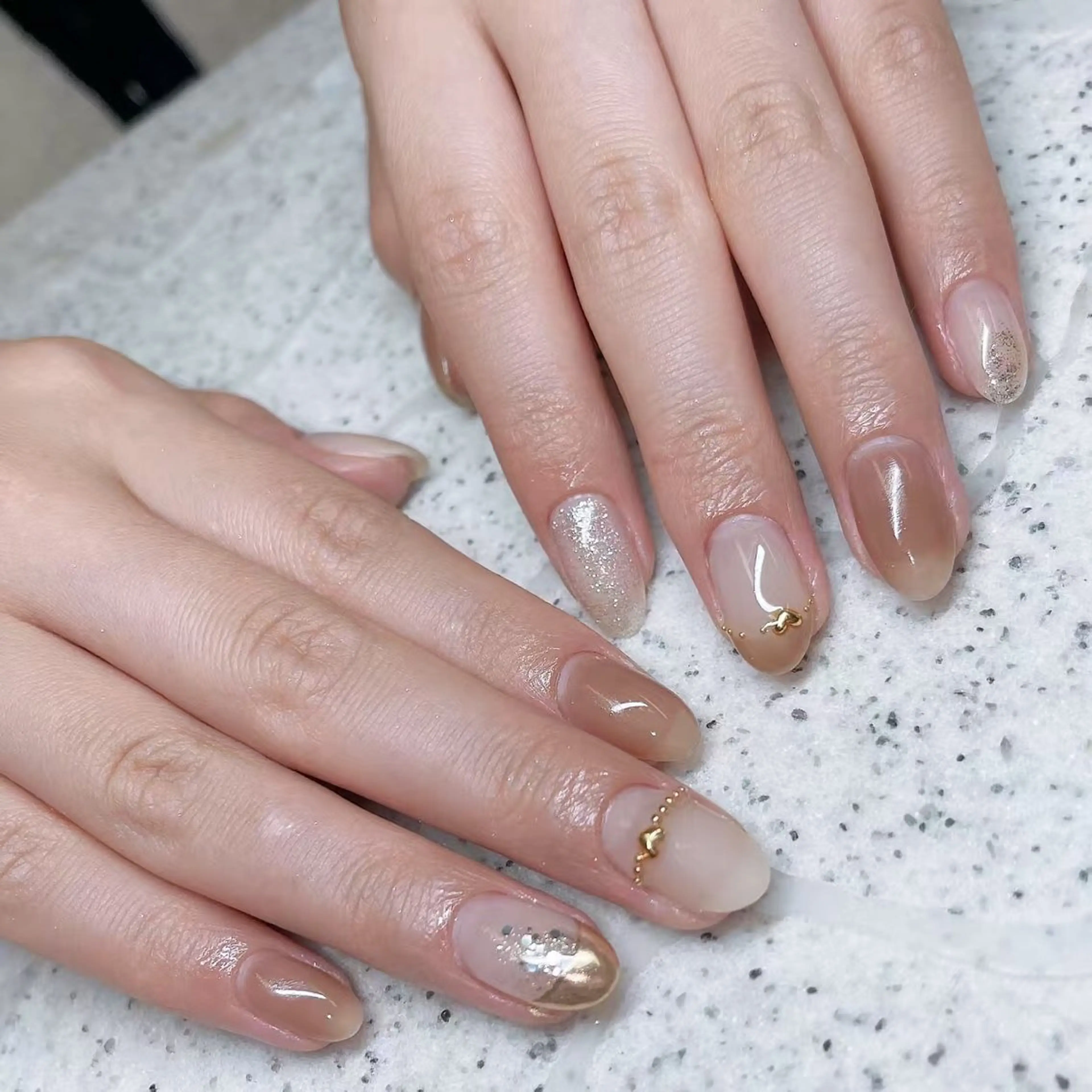 ネイル ハンドネイル Queens テイのネイルデザイン