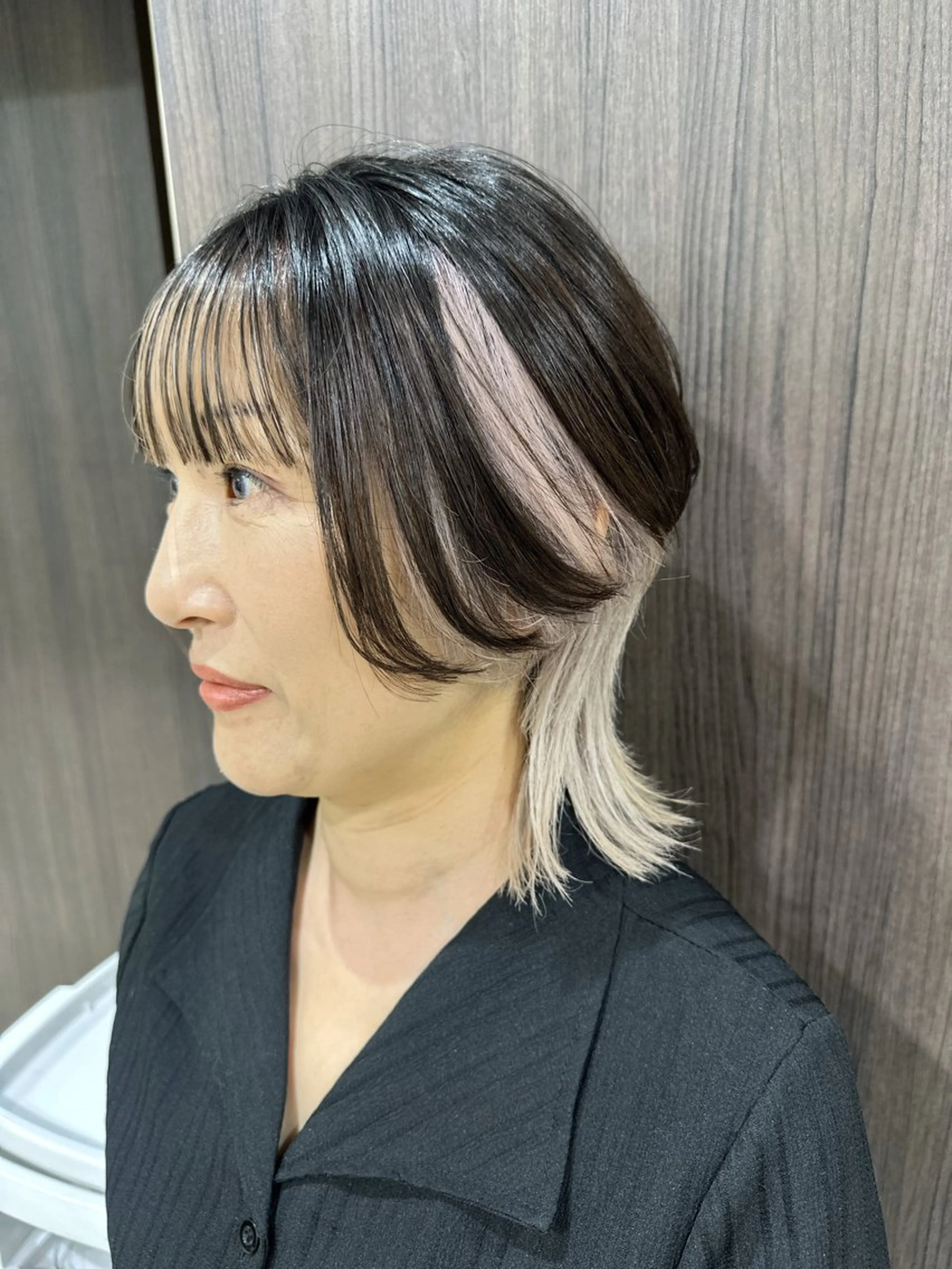 カラー ハイトーンカラー レイヤー 艶々カラーのヘアスタイル
