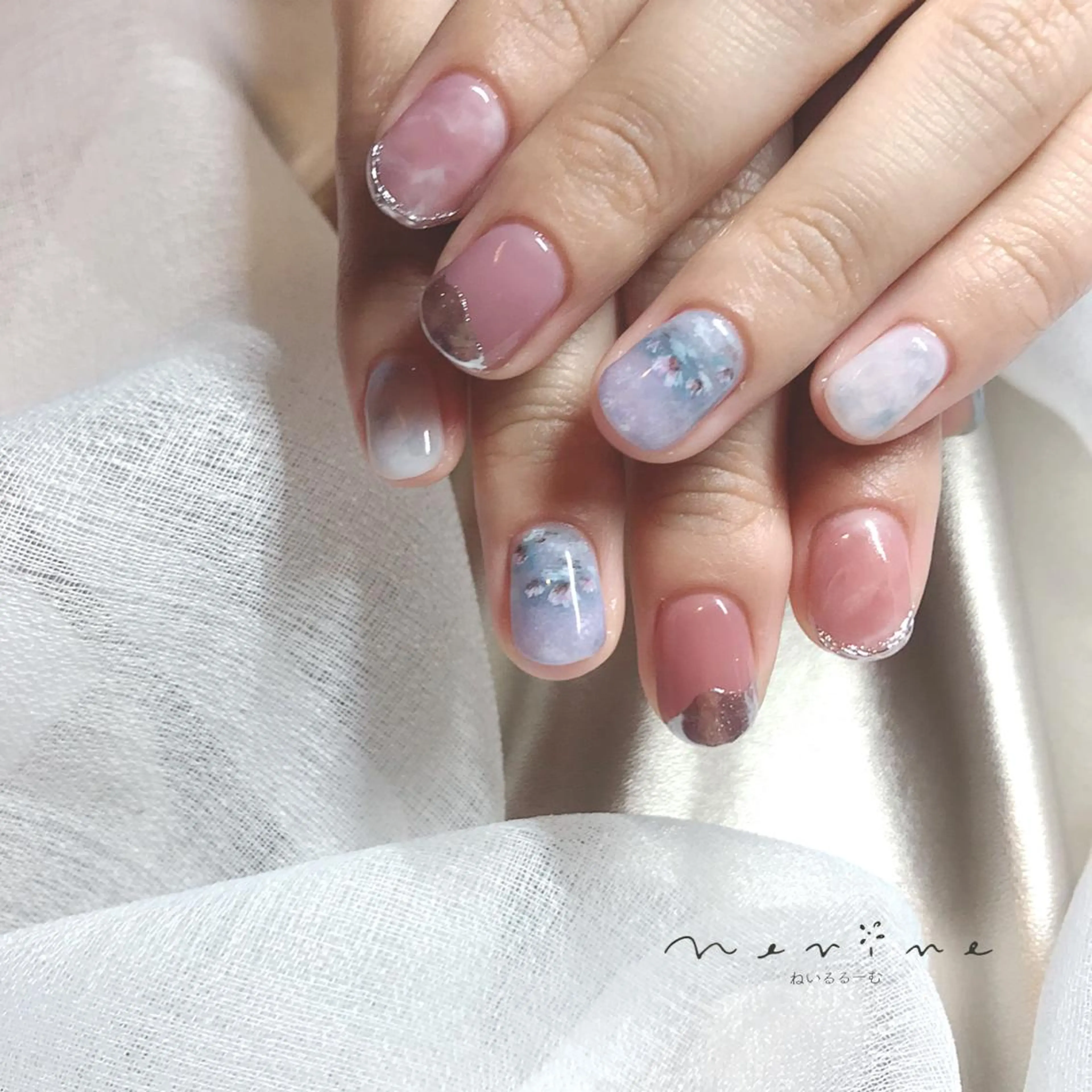 ネイル NAILST Naomiのネイルデザイン