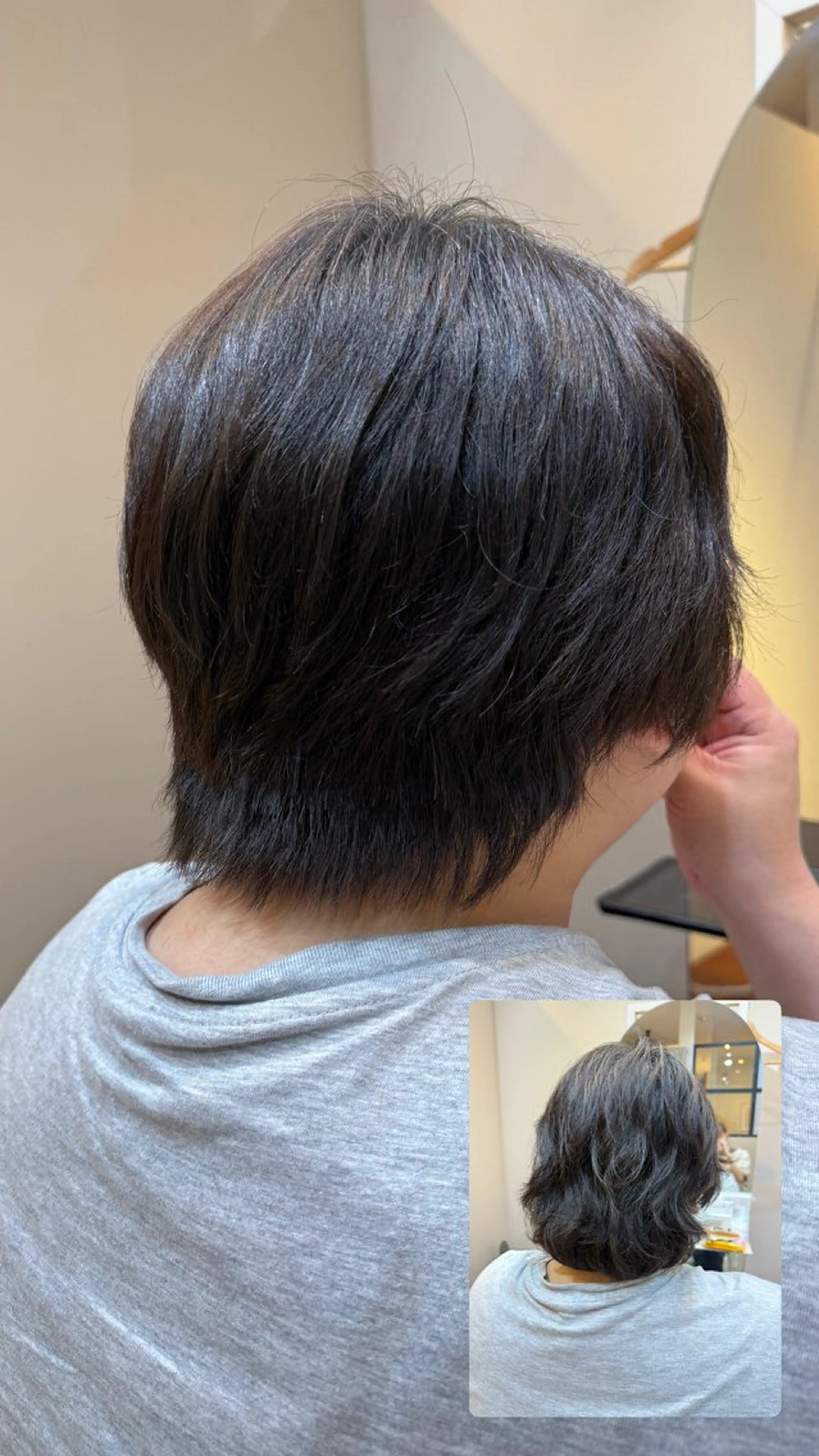 ショート momo 札幌美容師のヘアスタイル