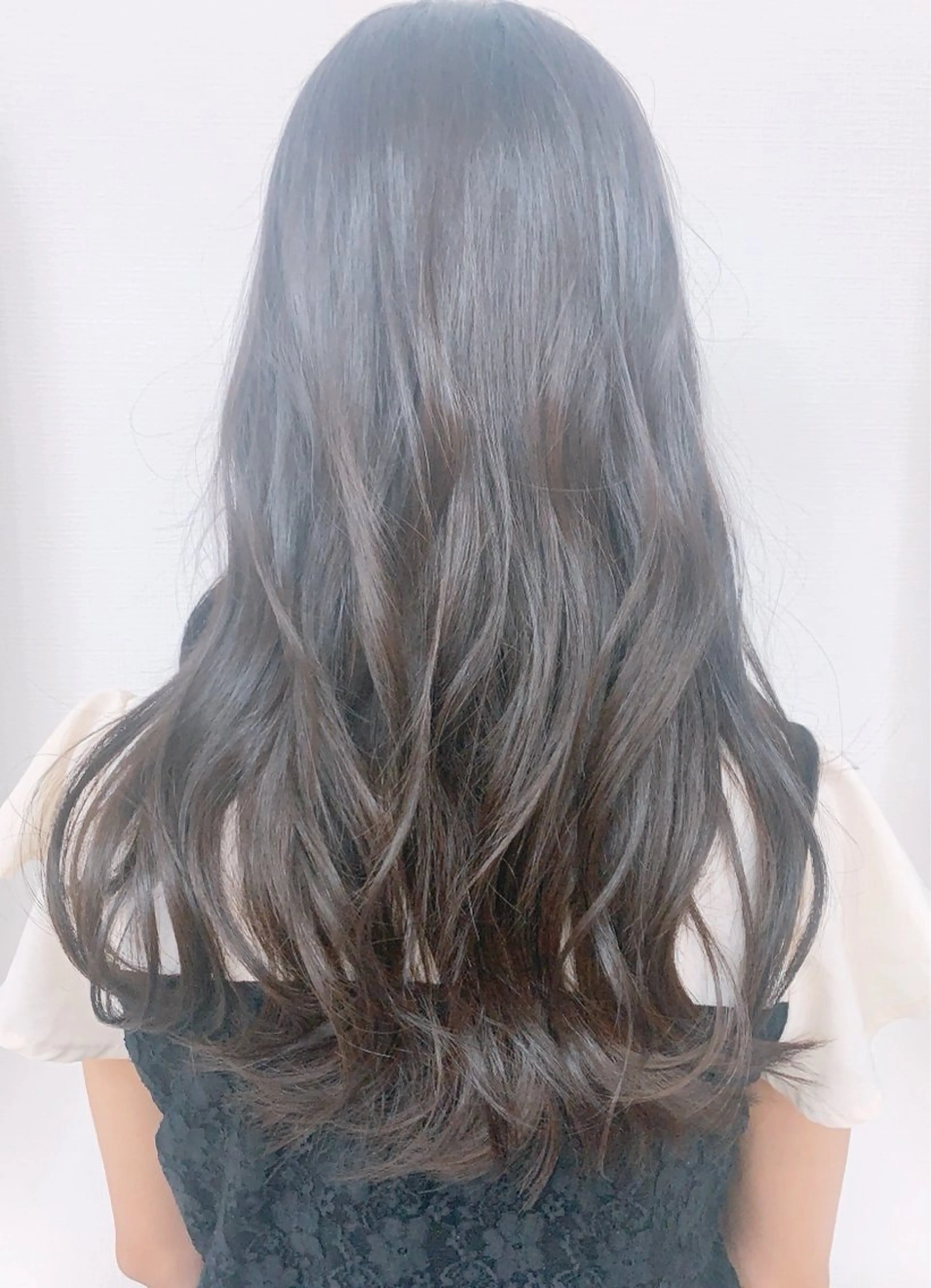 セミロング カット 🌈ハク ユヒのヘアスタイル