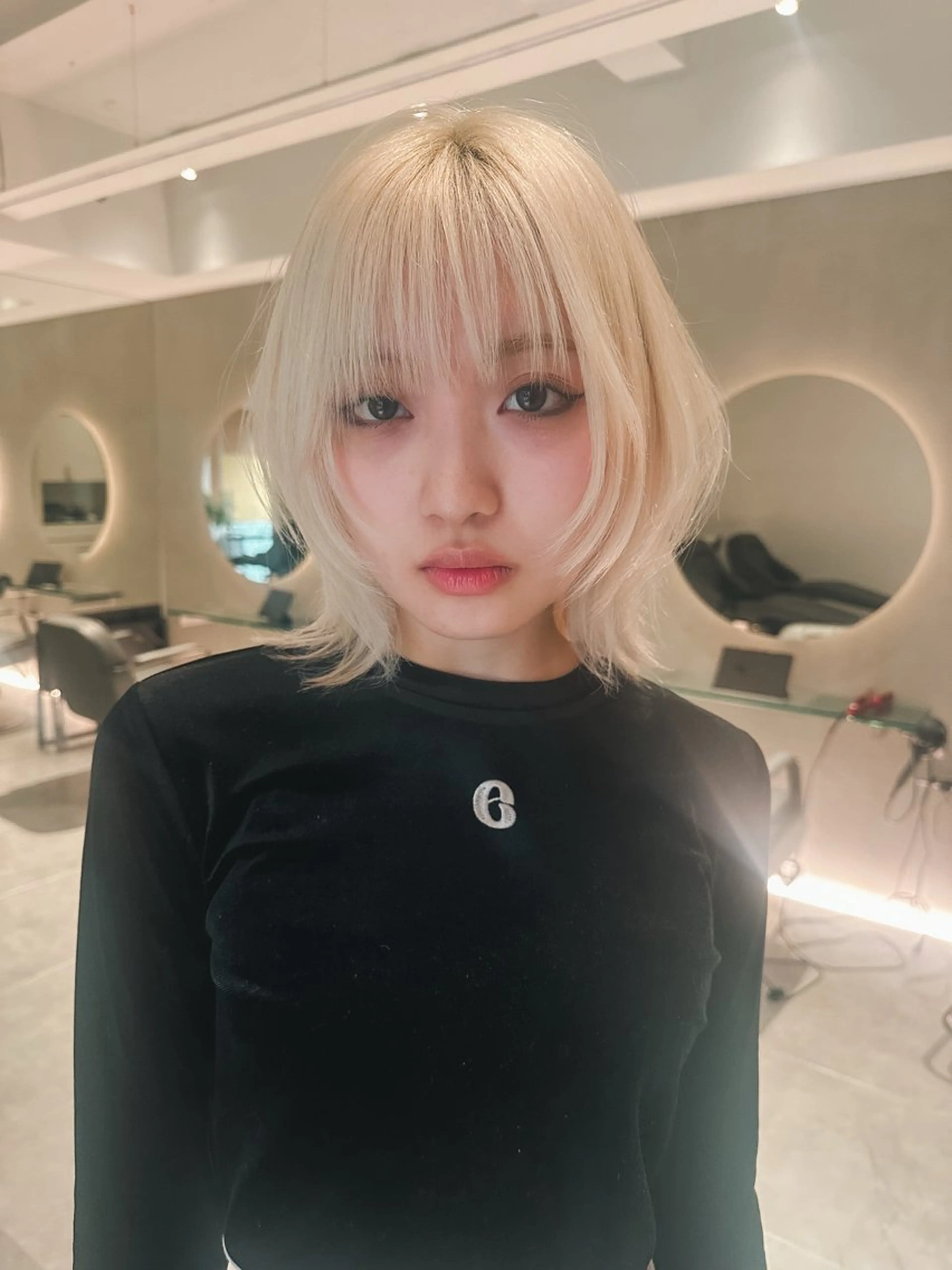 【人気no.2】カット+ツヤツヤブリーチ+髪質改善トリートメント（リタッチブリーチ可能）の写真