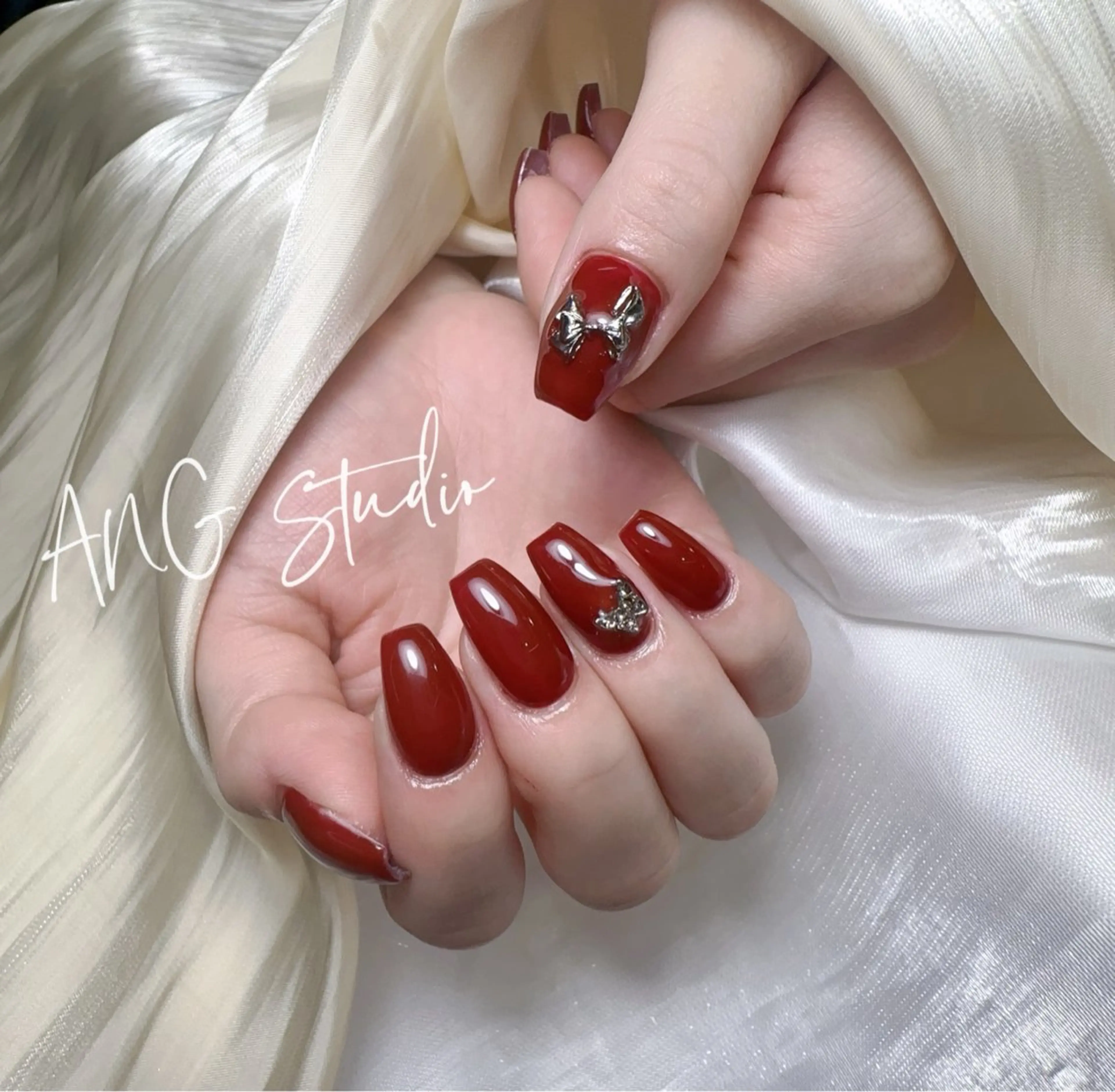 ネイル ハンドネイル ハンドケア ANG Studioのネイルデザイン
