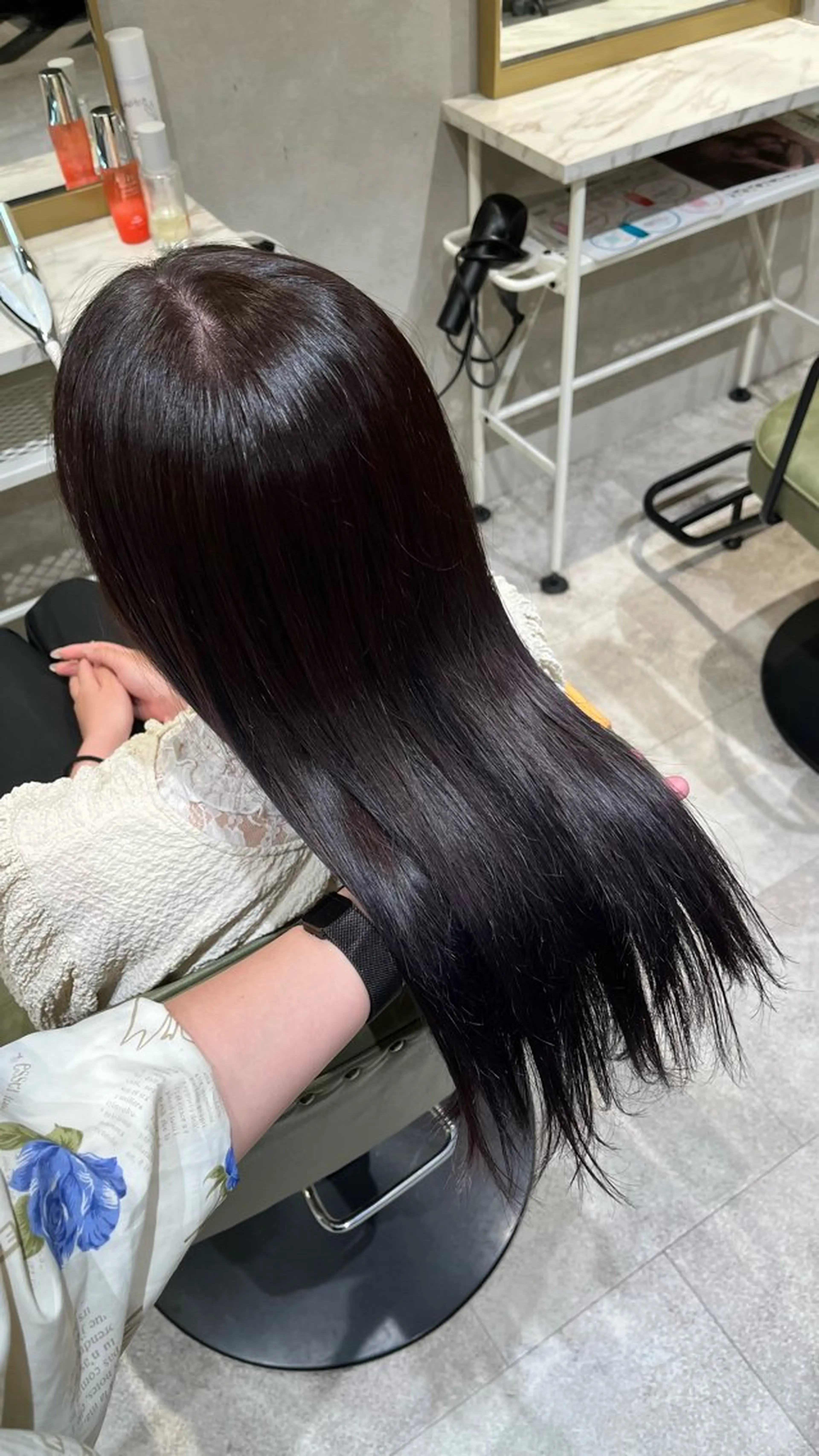 ロング カラー 新宿/ヘアカラー AiNAのヘアスタイル