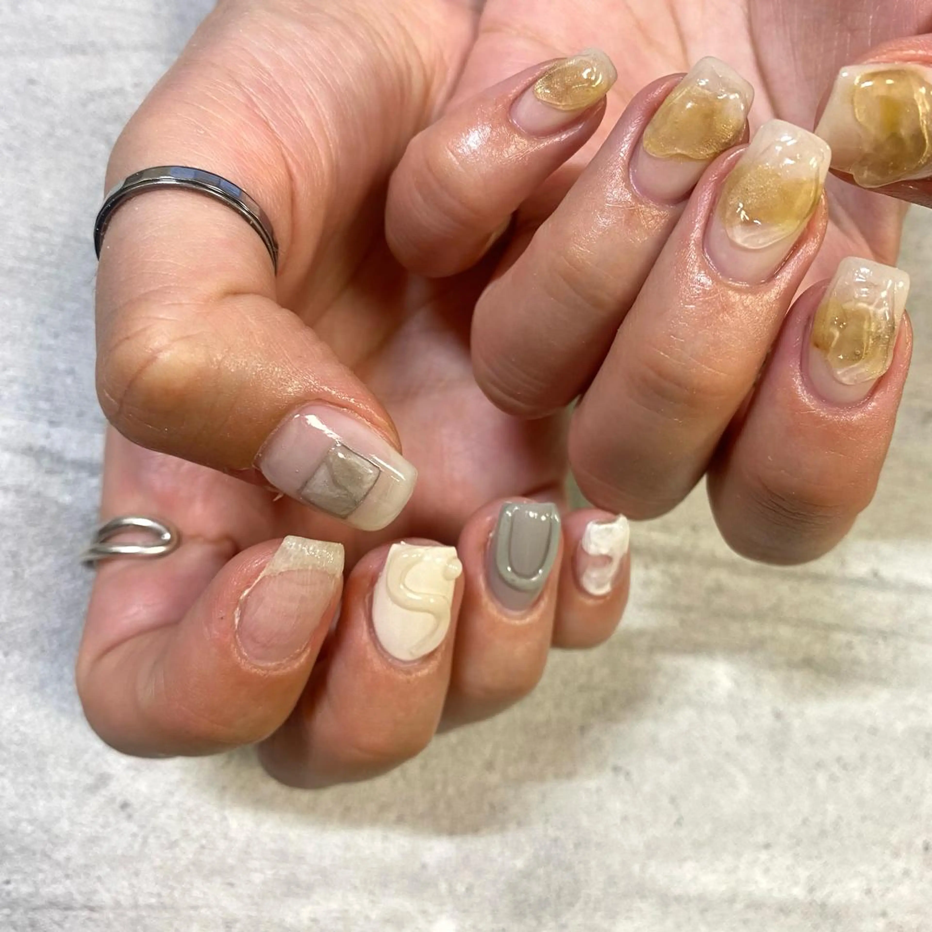 ショート カラー パーマ ヘアアレンジ メンズ キッズ ネイル マツエク・マツパ アイブロウ ハンドネイル ハンドケア 今福鶴見ネイル 8(ｴｲﾄ)のネイルデザイン