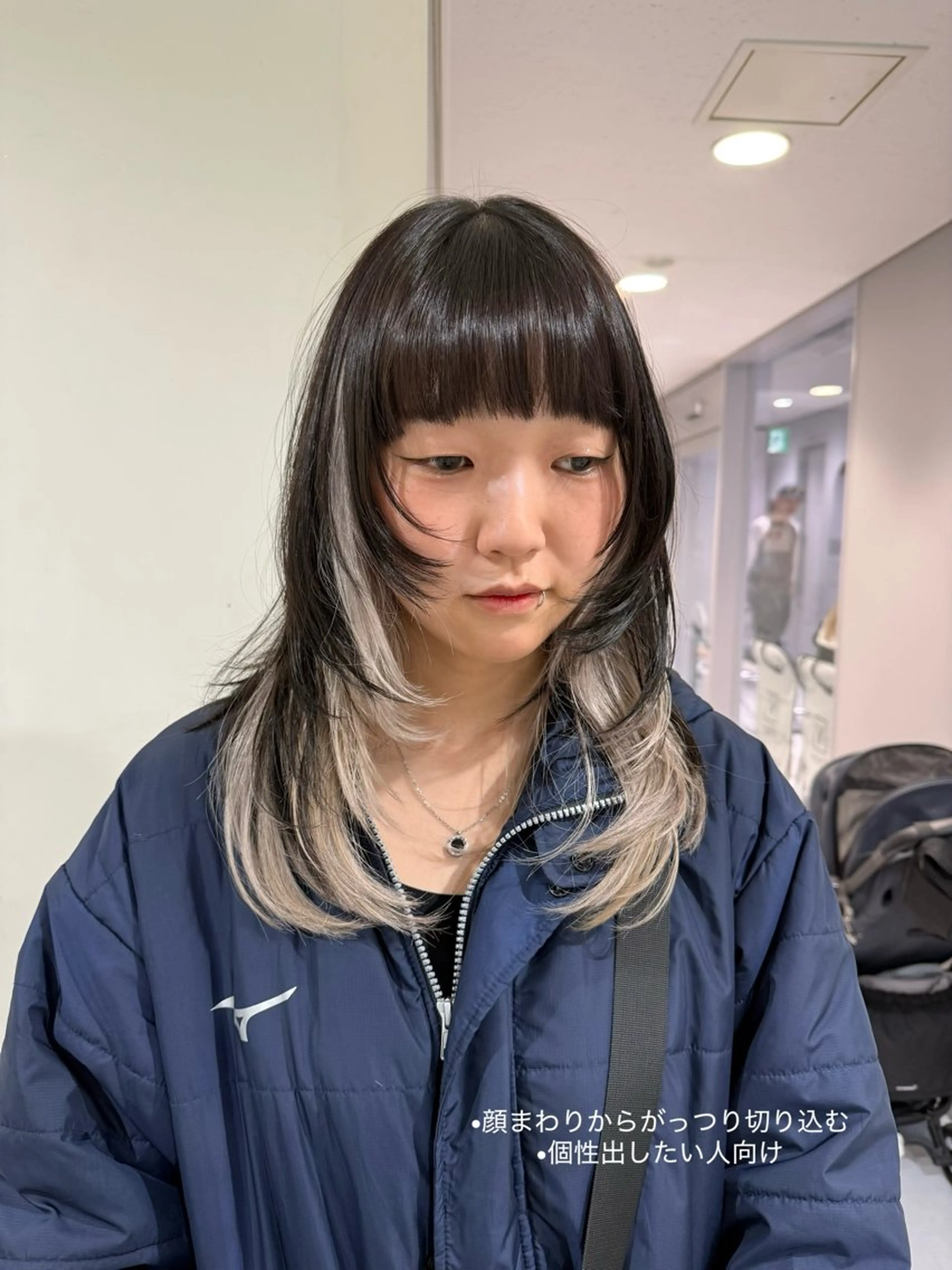 ロング カラー カット ヘアカラー トリートメント ハイトーンレイヤー 顔まわりSOTAのヘアスタイル