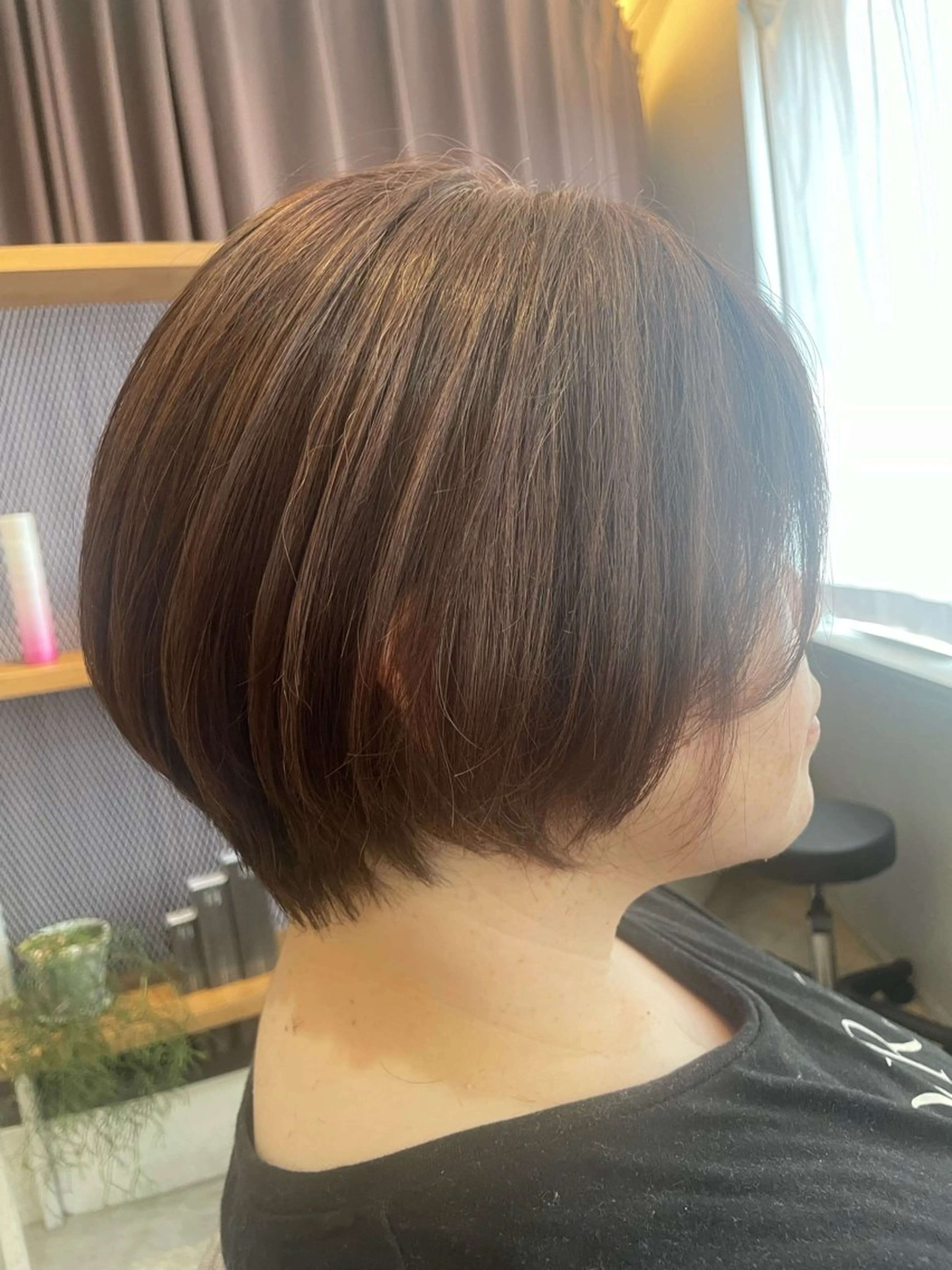 ショート カット ヘアカラー トリートメント 特化✨透明感カラー 白髪染め✨住田緋菜のヘアスタイル