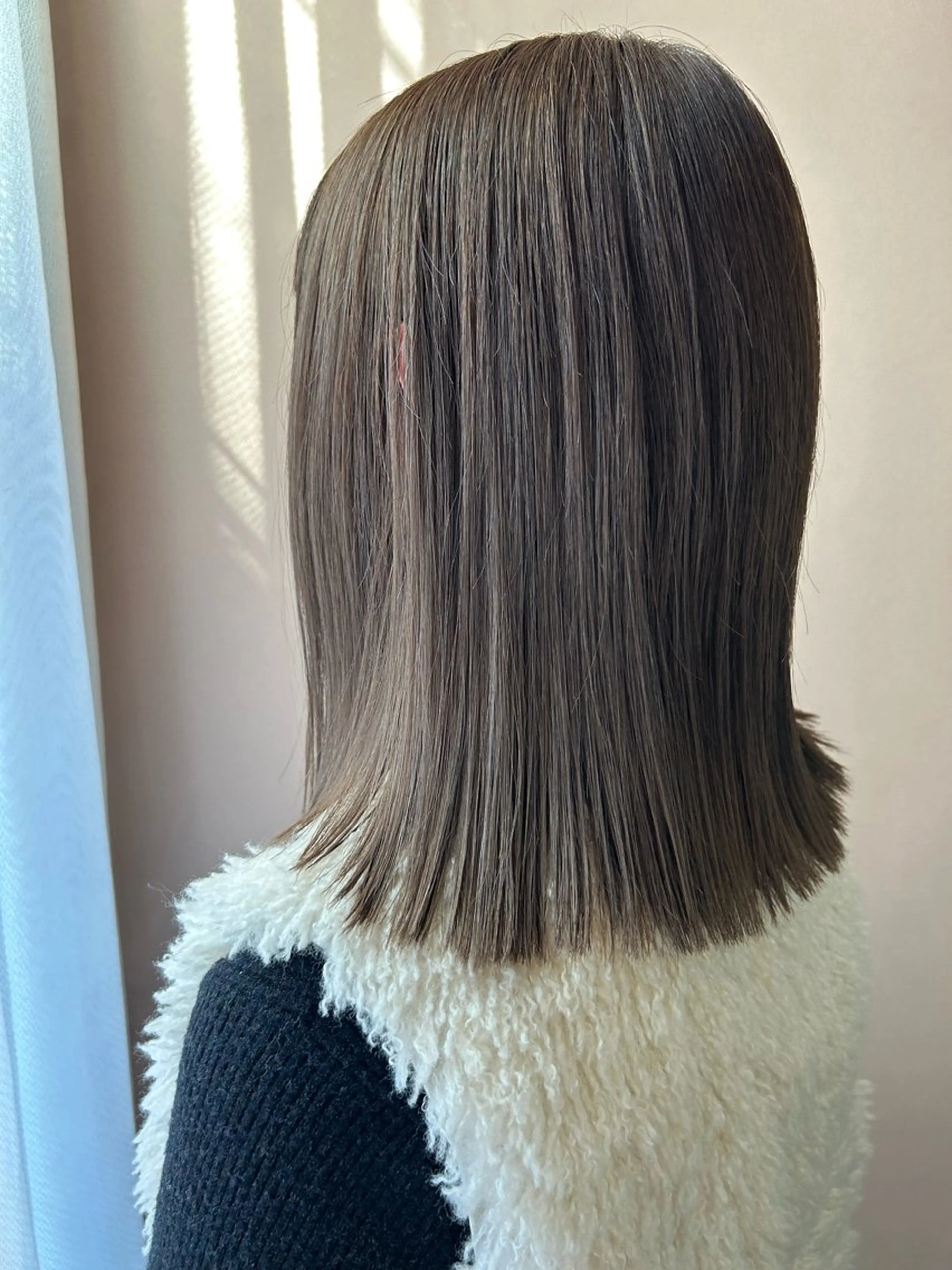 ミディアム カラー ブリーチ グレージュ ラベンダーカラー ラベンダーグレージュ ラベンダーグレー カット ヘアカラー トリートメント hub hair レイヤー/透明感のヘアスタイル