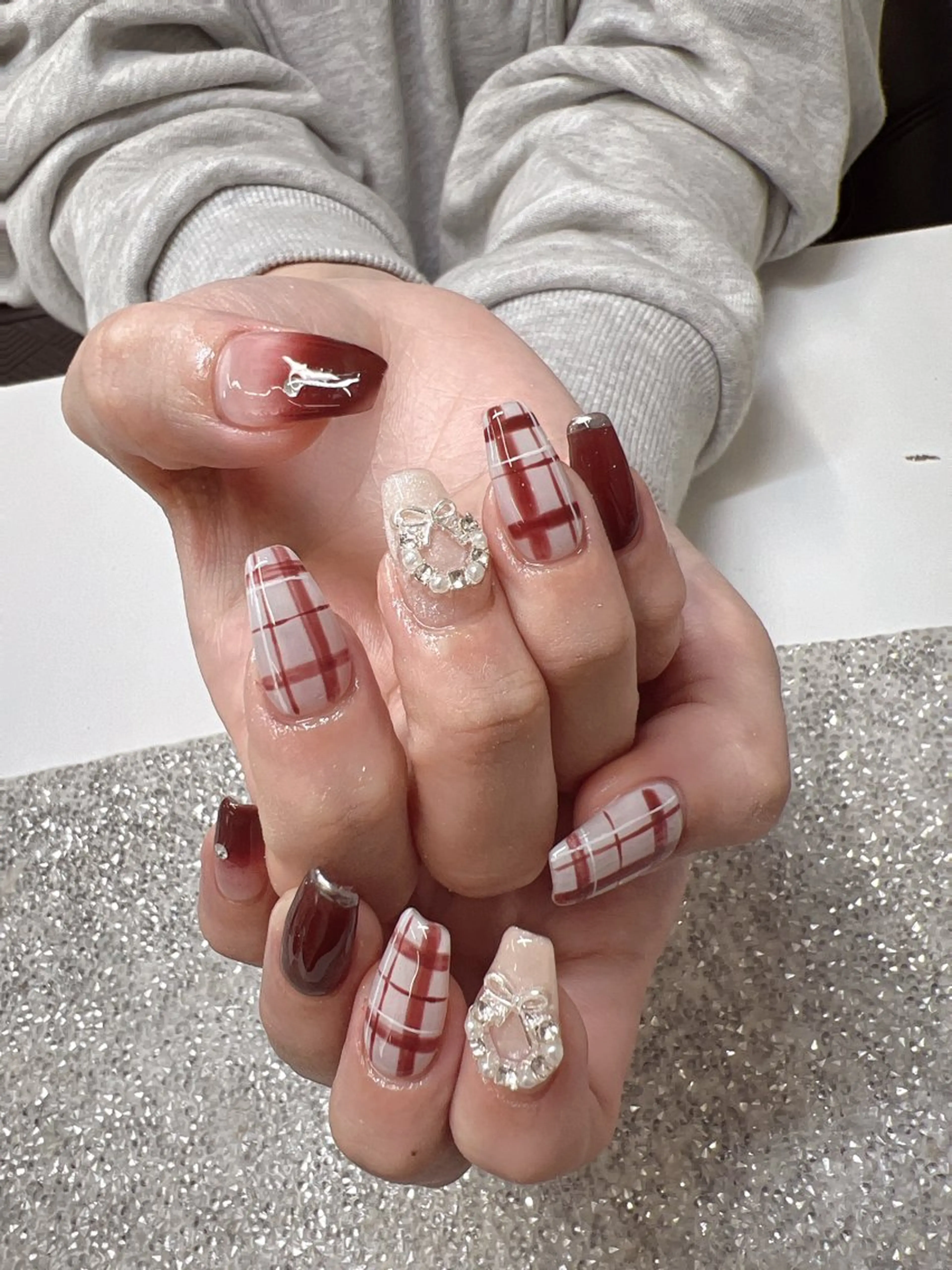 ネイル ガレンドウ 白澤 愛子のネイルデザイン