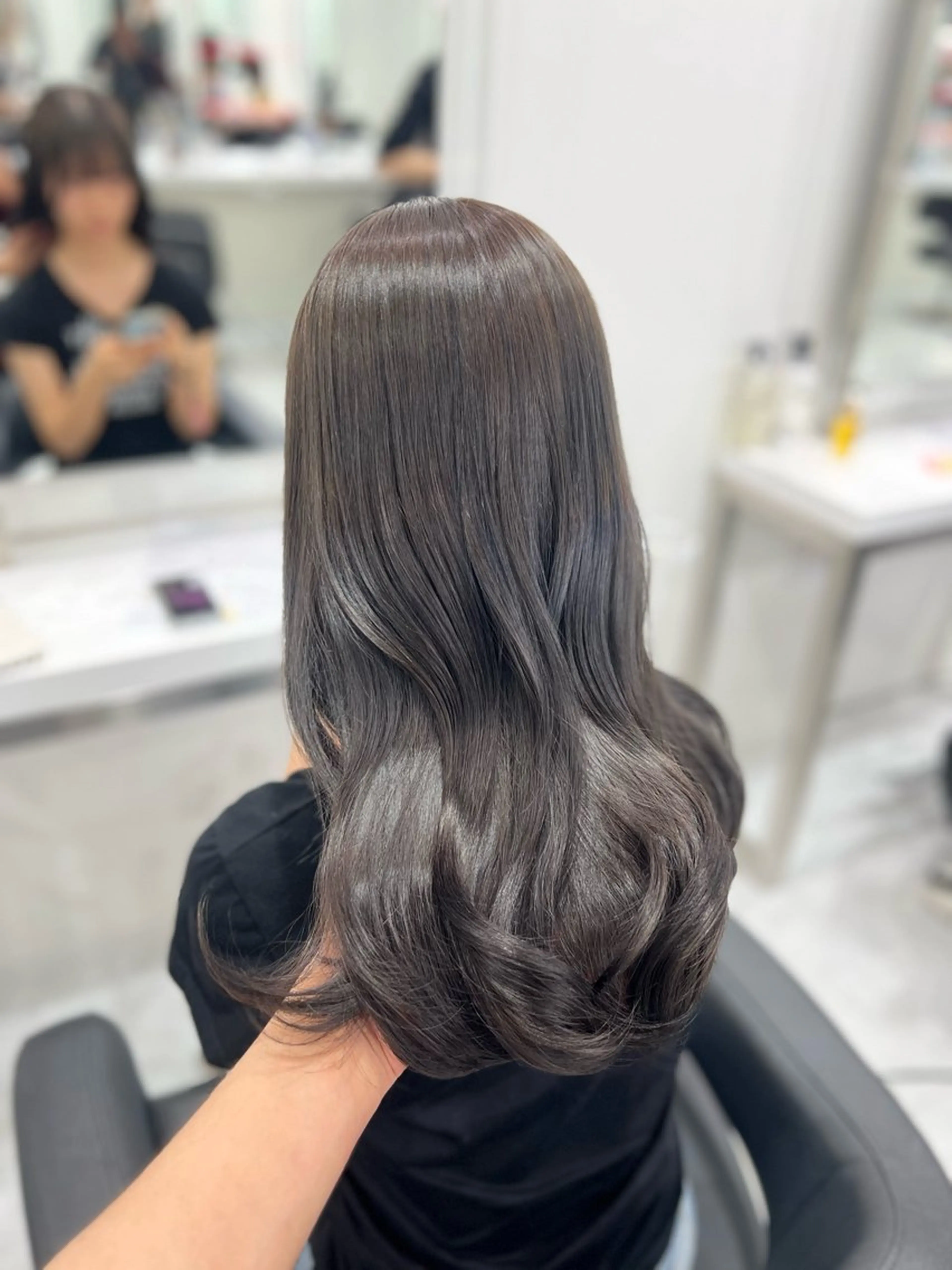 ロング カラー 透明感カラー🫧 レイヤーカットのヘアスタイル