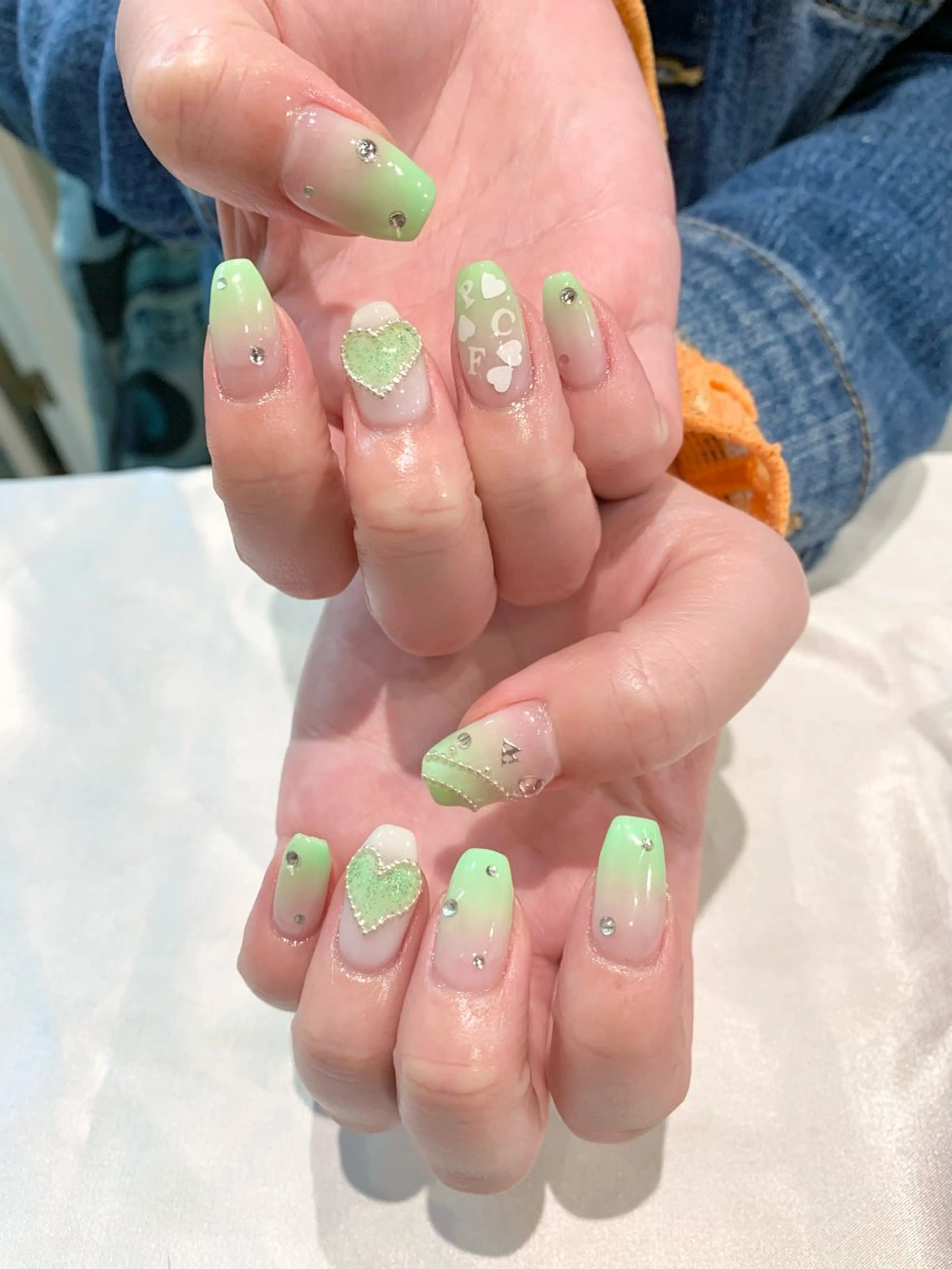 ネイル ハンドネイル ecrin 💎 mayuのネイルデザイン