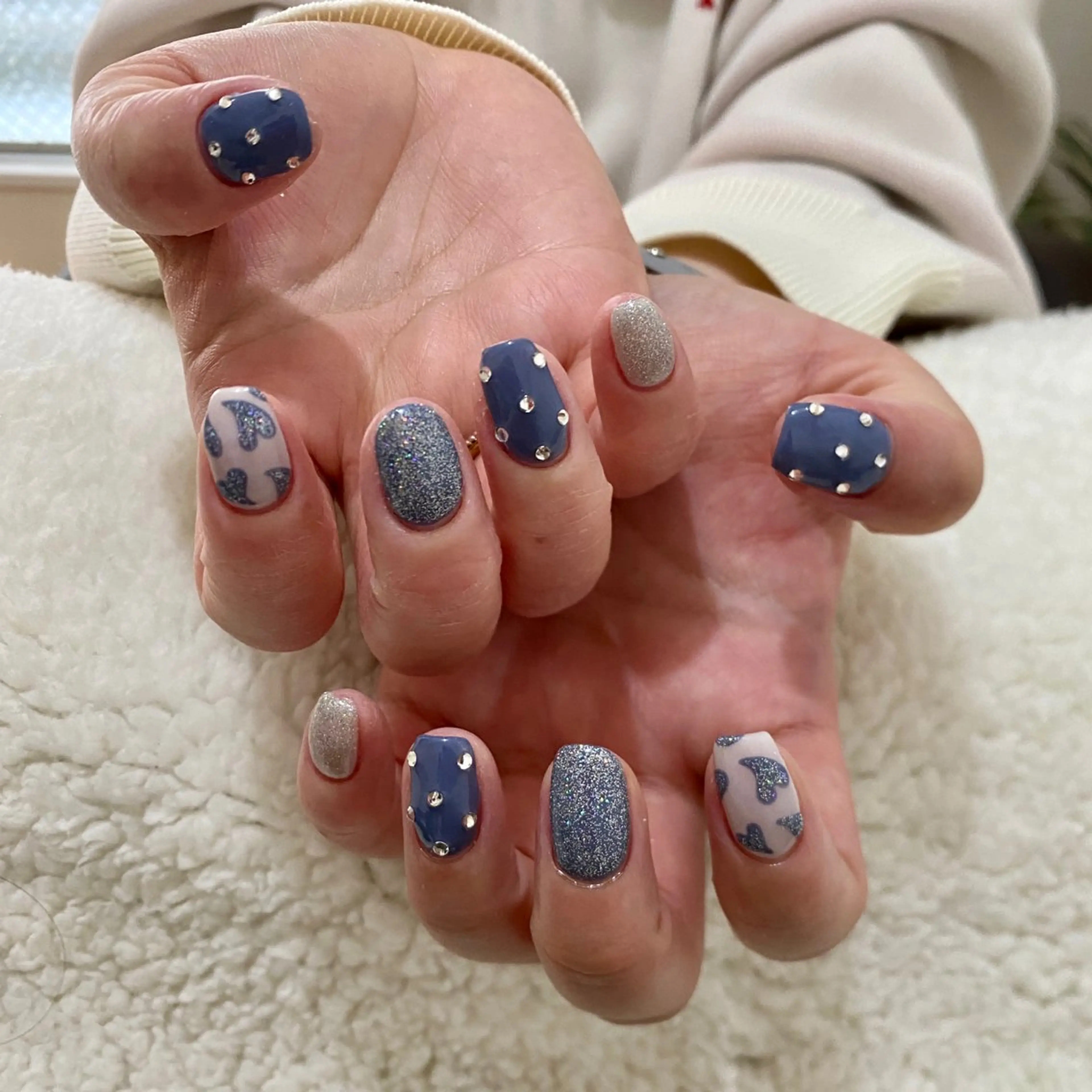 ネイル 持ち込み VIBLISS福岡 tomokoのネイルデザイン