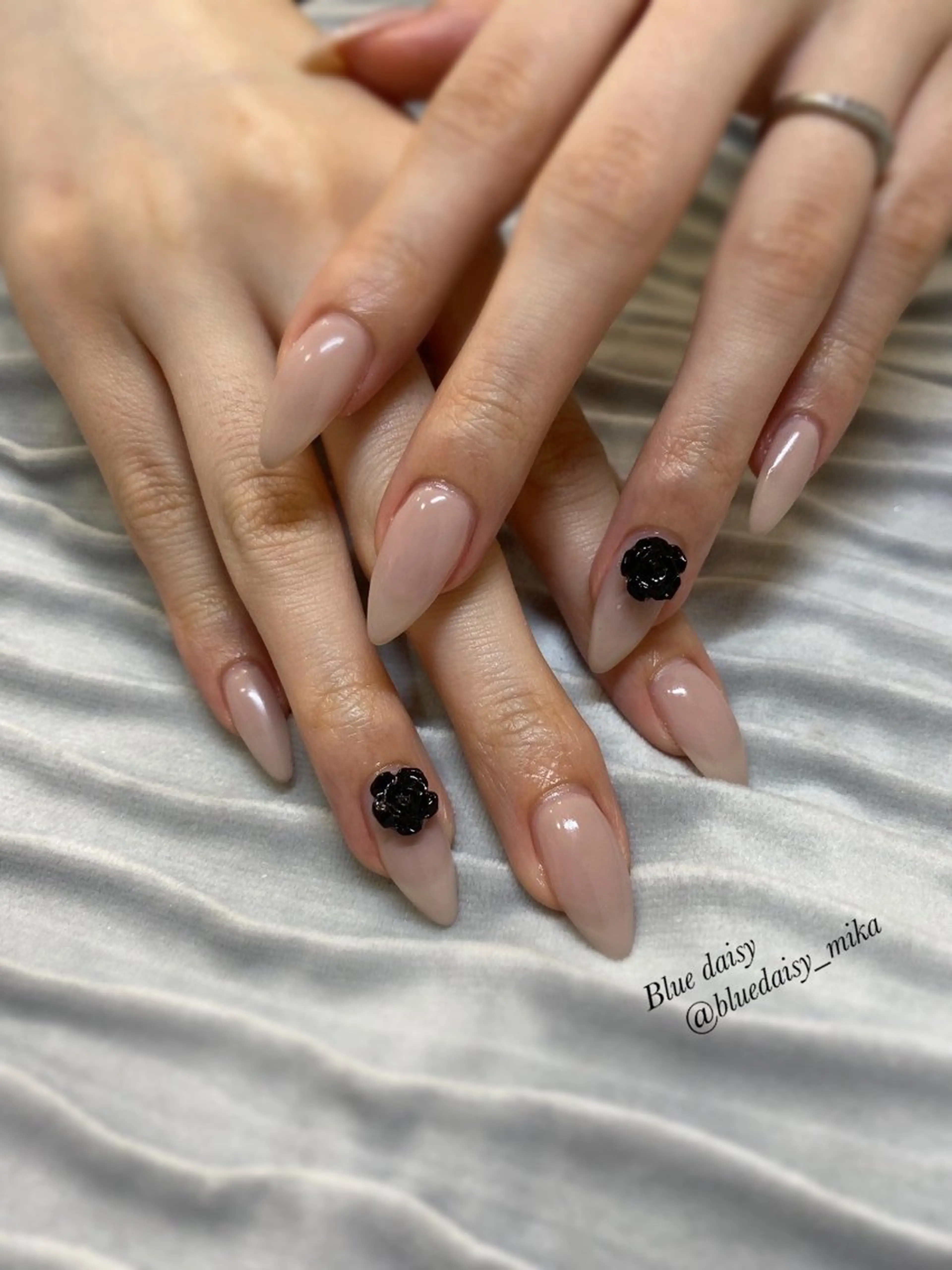 ネイル ハンドネイル Blue daisy 栄本店のネイルデザイン