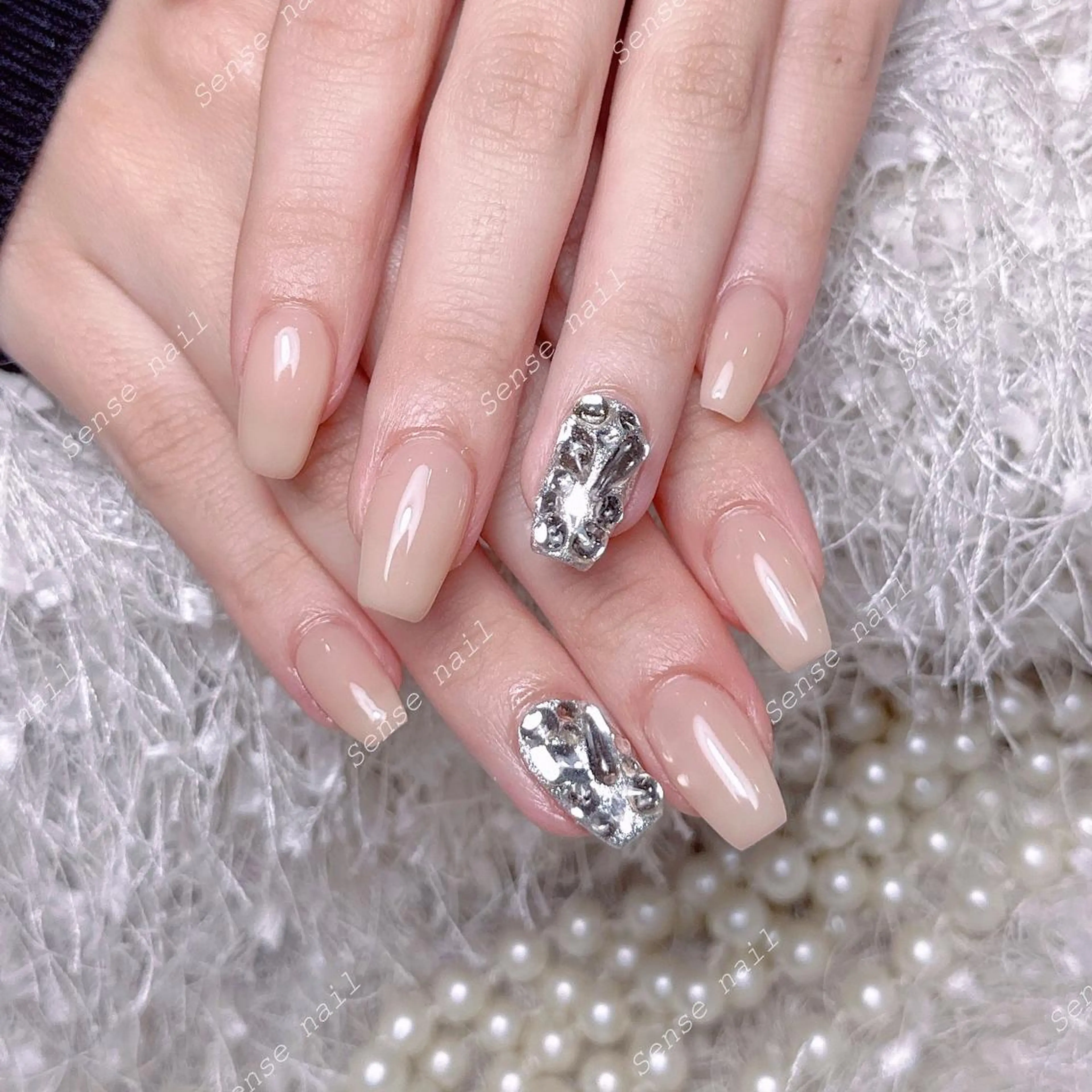 ネイル ハンドネイル ハンドケア Queening 🦋のネイルデザイン