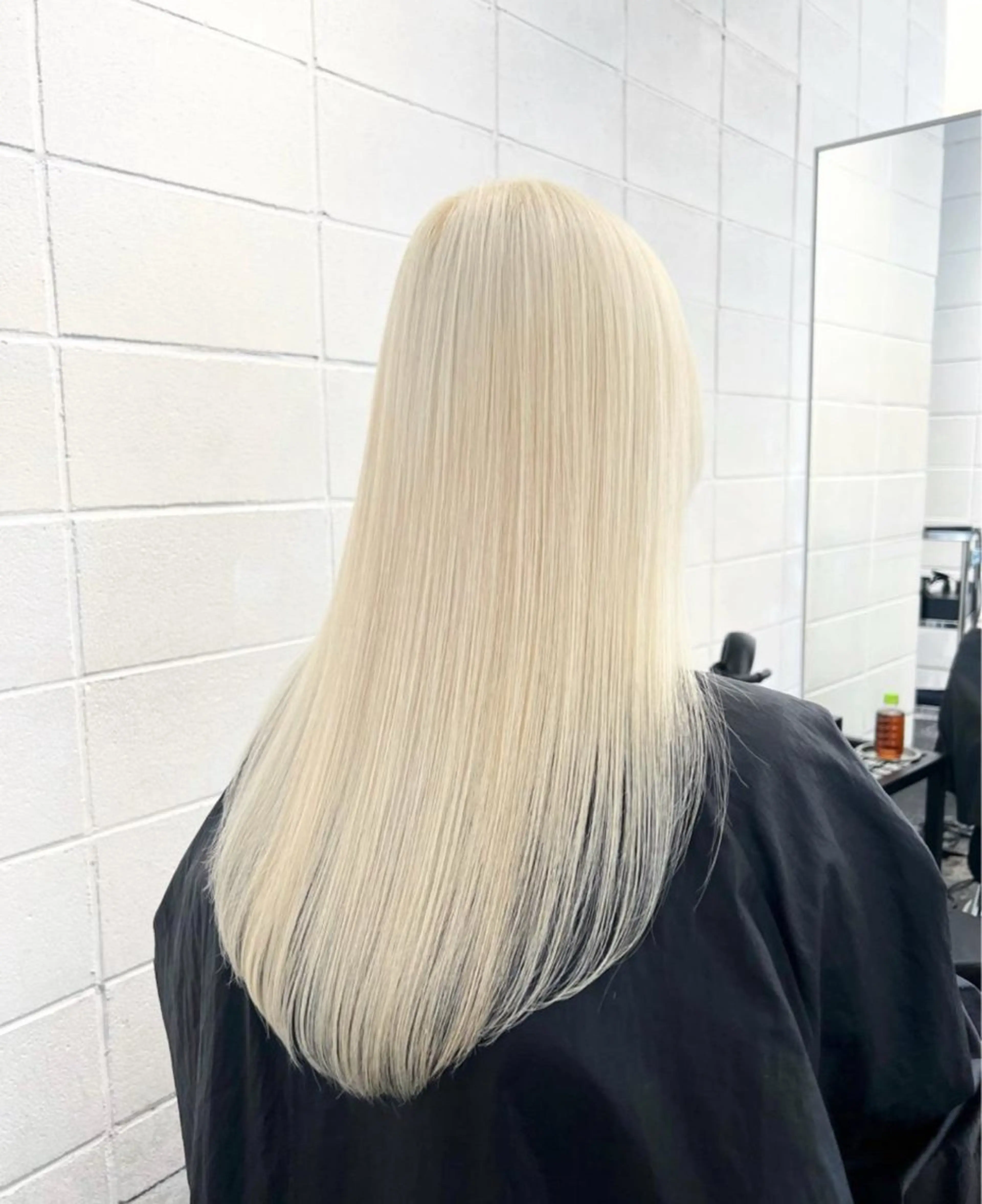 ロング カラー アッシュ ベージュカラー ブリーチ ブロンド ブラウンカラー カット ヘアカラー トリートメント ブリーチ　ハイトーン 特化🌈フジタハルキのヘアスタイル