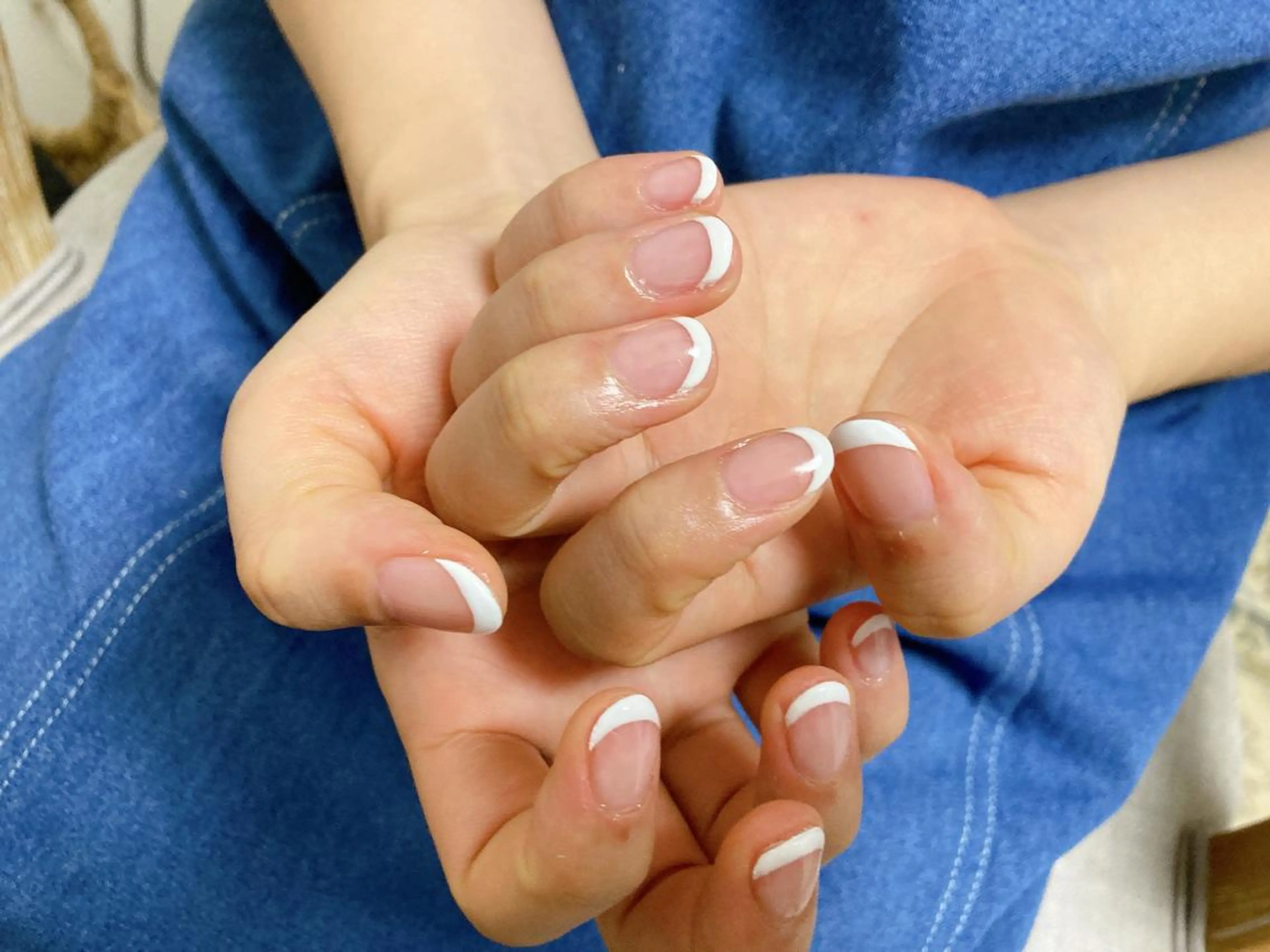 ネイル フレンチネイル mogunail &blowのネイルデザイン