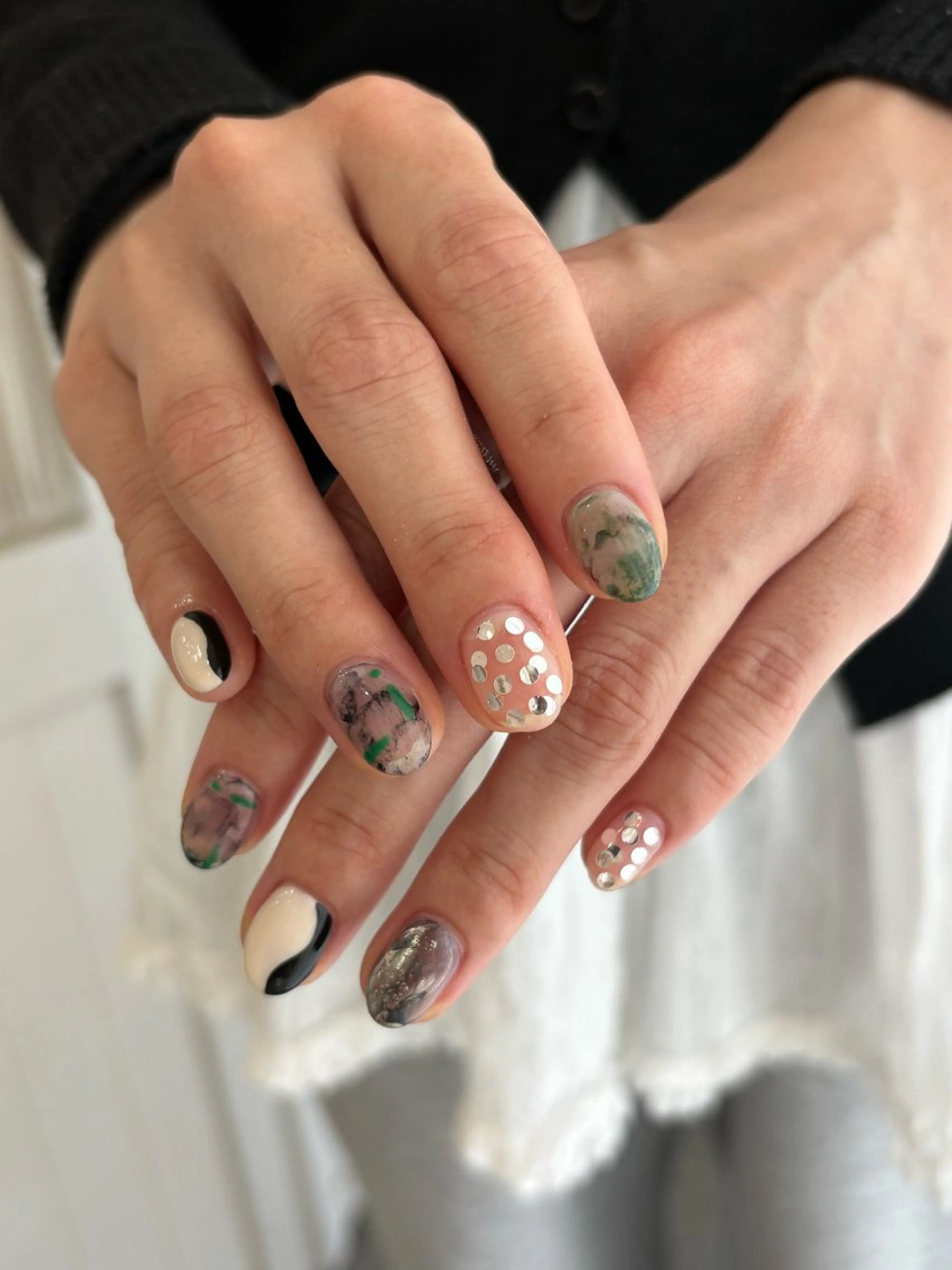 ネイル ニュアンスネイル 【 Lea's 】 kaedeのネイルデザイン