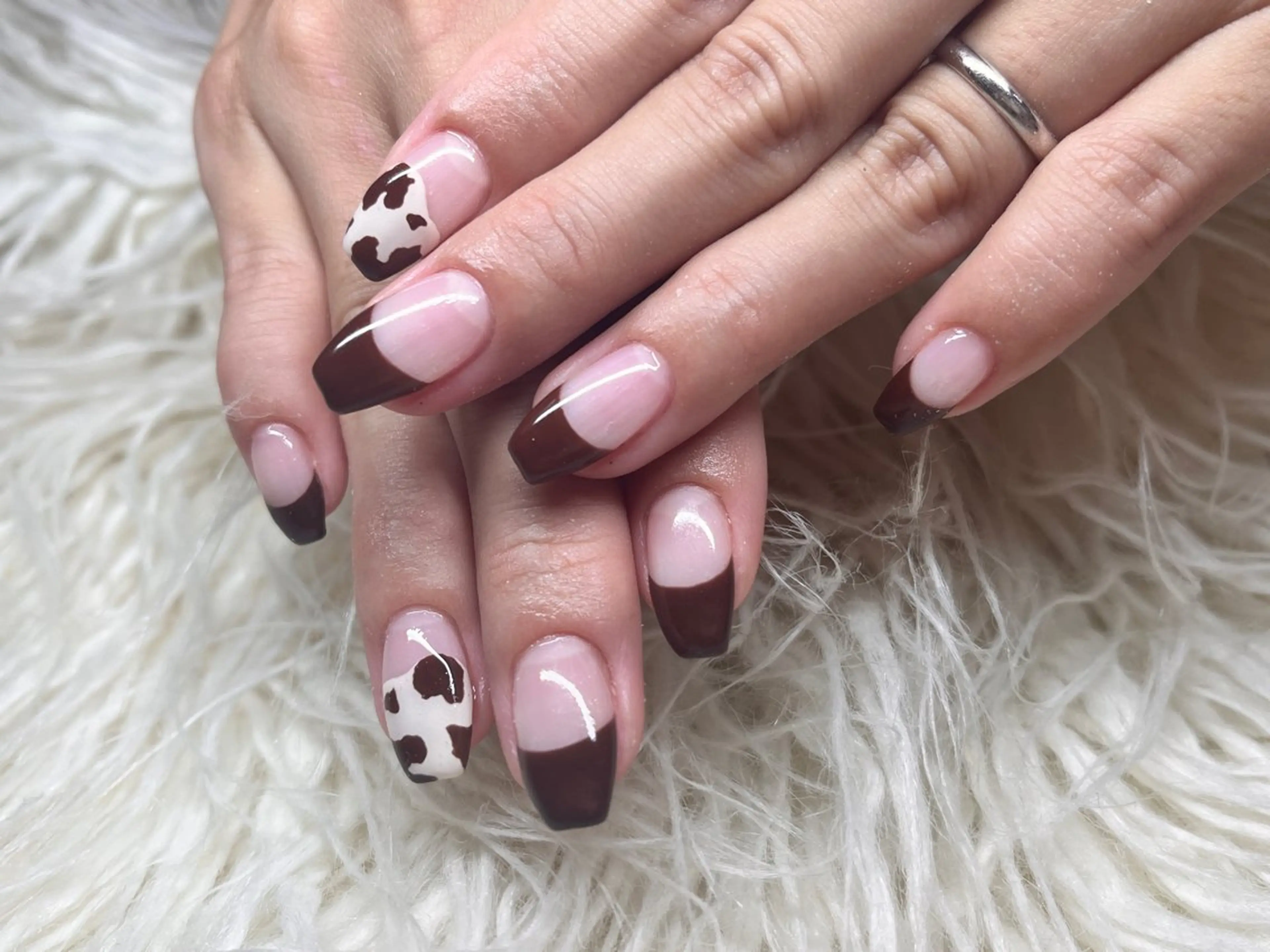 ネイル ブラウン フレンチネイル ハンドネイル フットネイル Nail salon LuaRのネイルデザイン