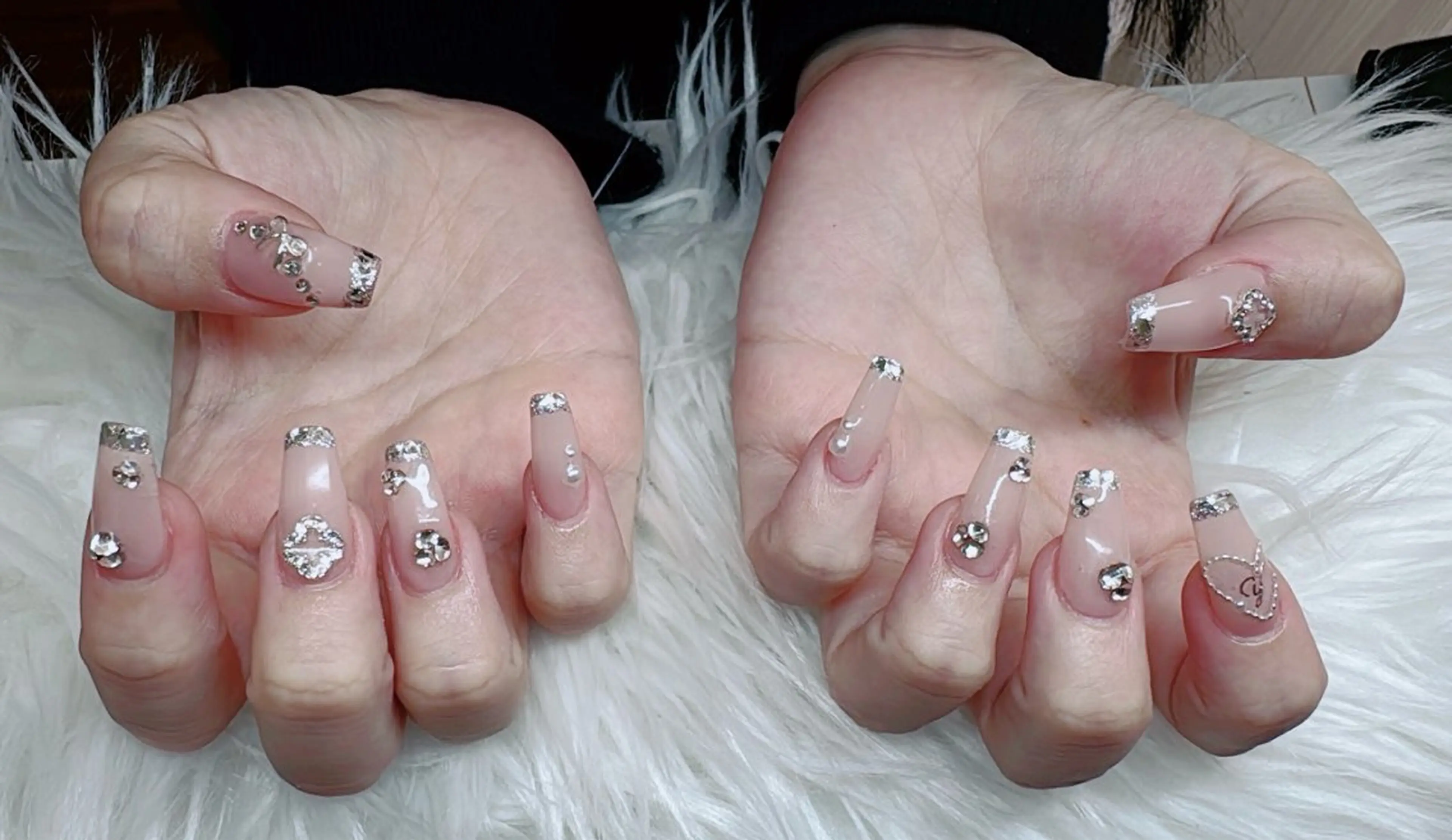 ネイル ハンドネイル ハンドケア MoonNail ナナのネイルデザイン