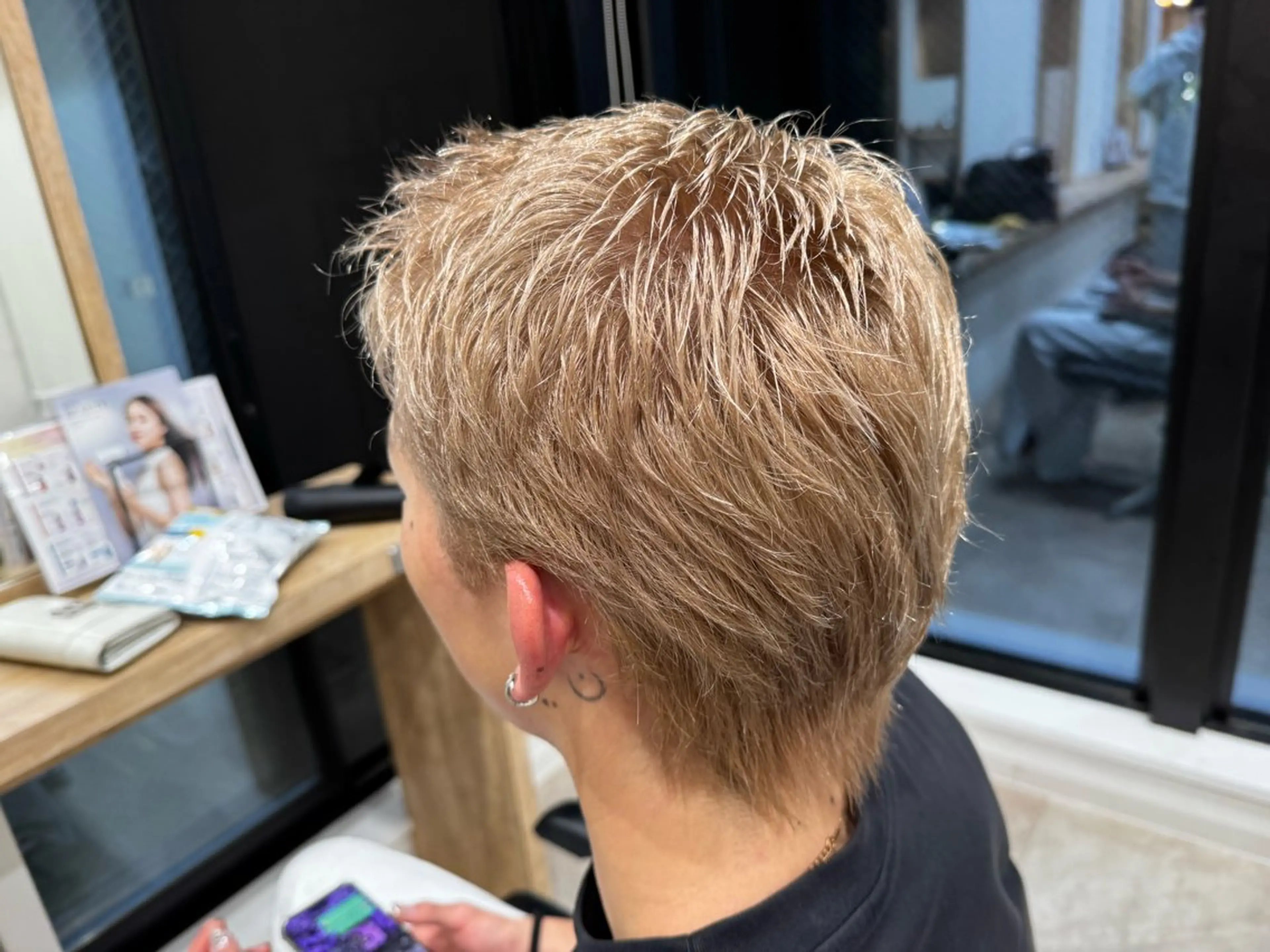 カラー ブリーチ ✨メンズパーマ必見✨ 🫧メンズ専門ひびきのヘアスタイル