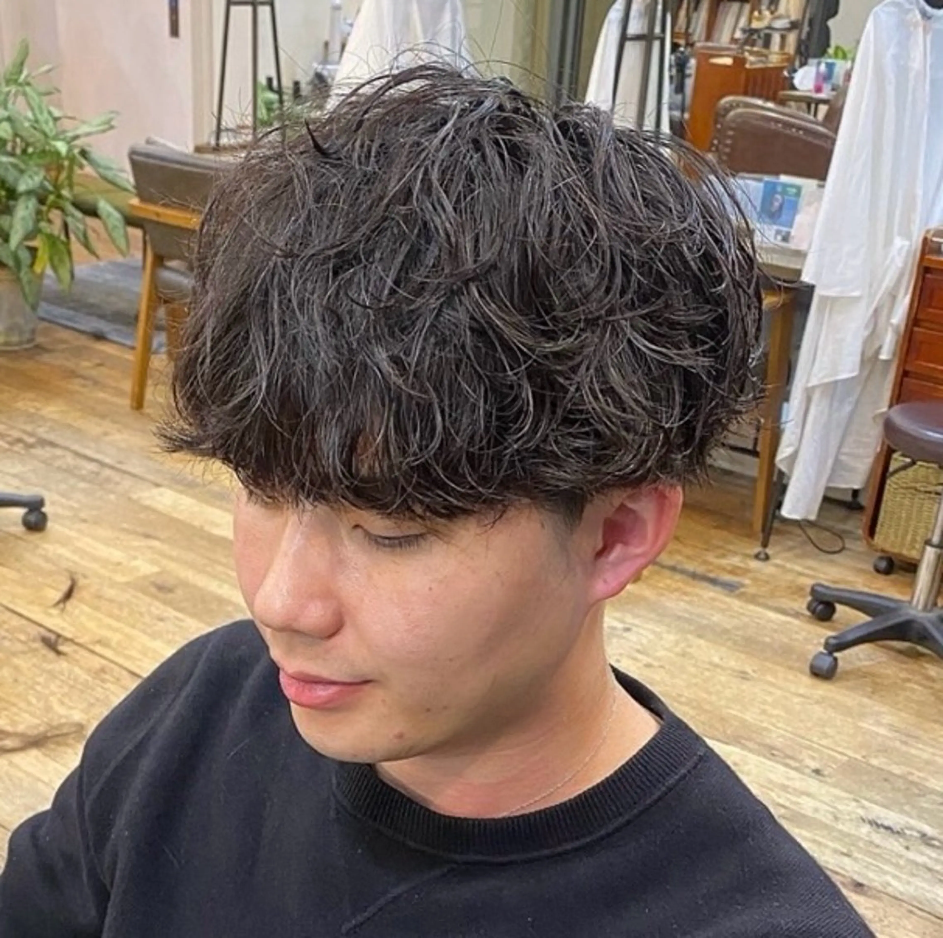 16日19:30〜急募❗️【メンズパーマ(スタイリストカット込)】¥17,250→¥3,700の写真