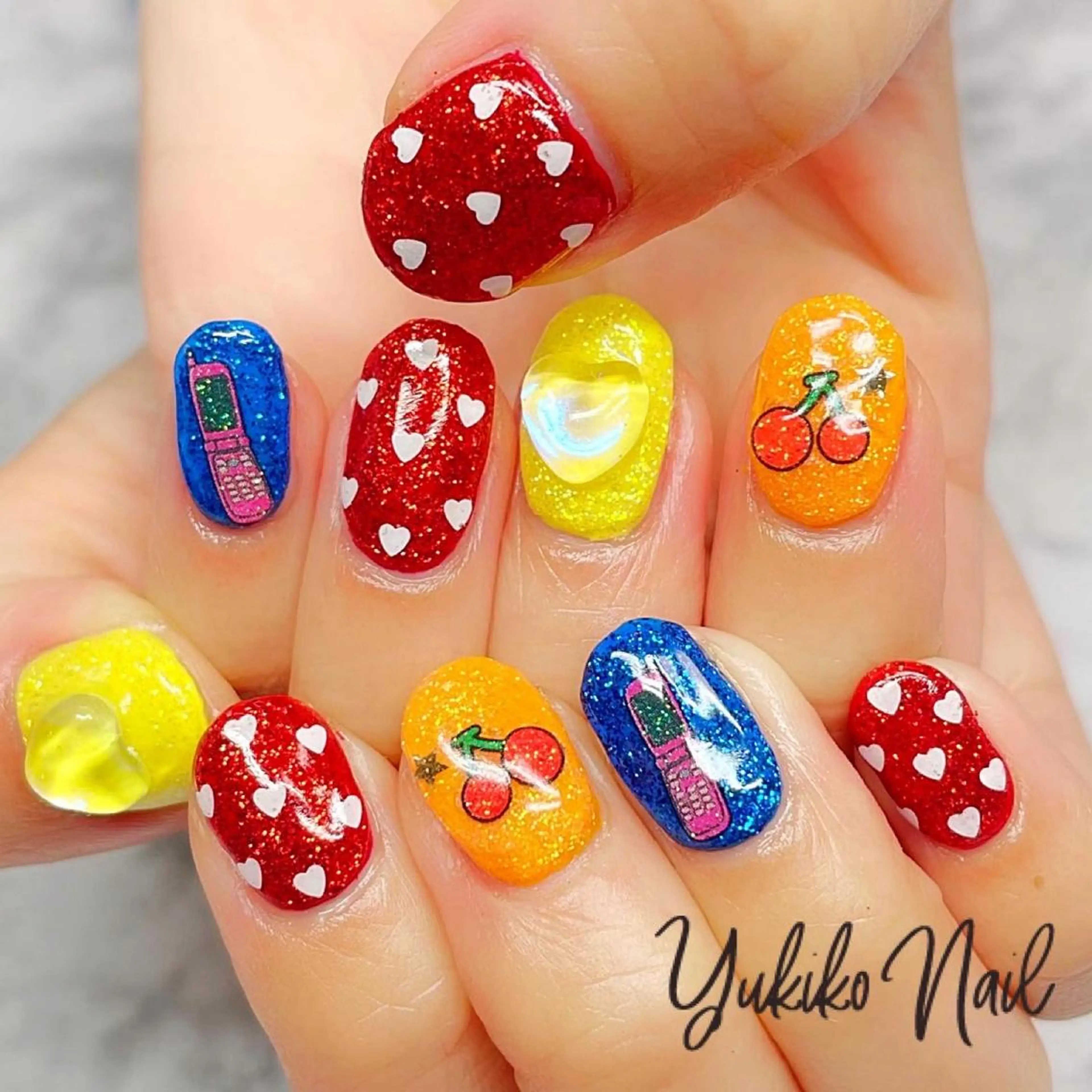 ネイル キラキラネイル 持ち込み ハンドネイル ユキコ ネイルのネイルデザイン