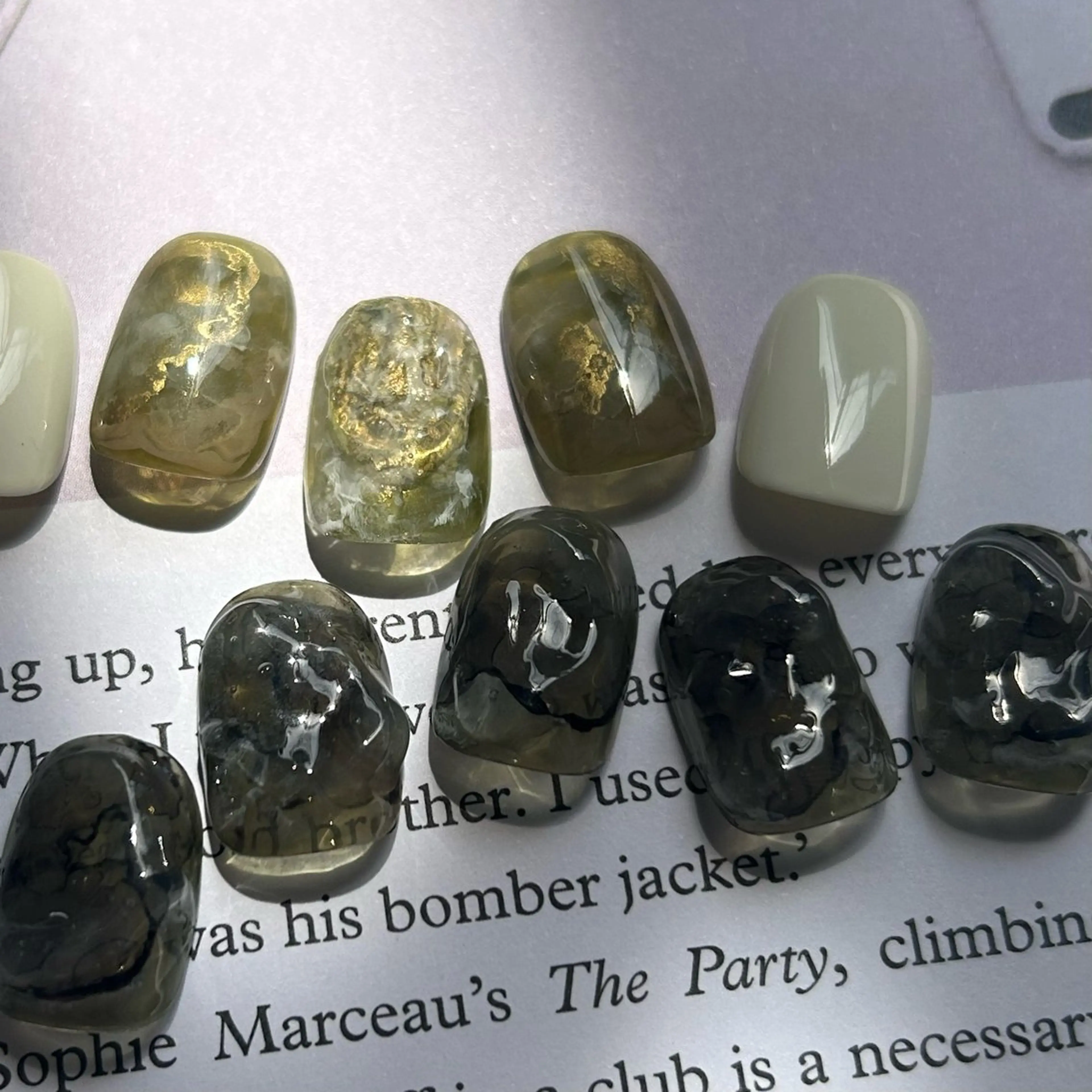 ネイル ayumi / Manonのネイルデザイン