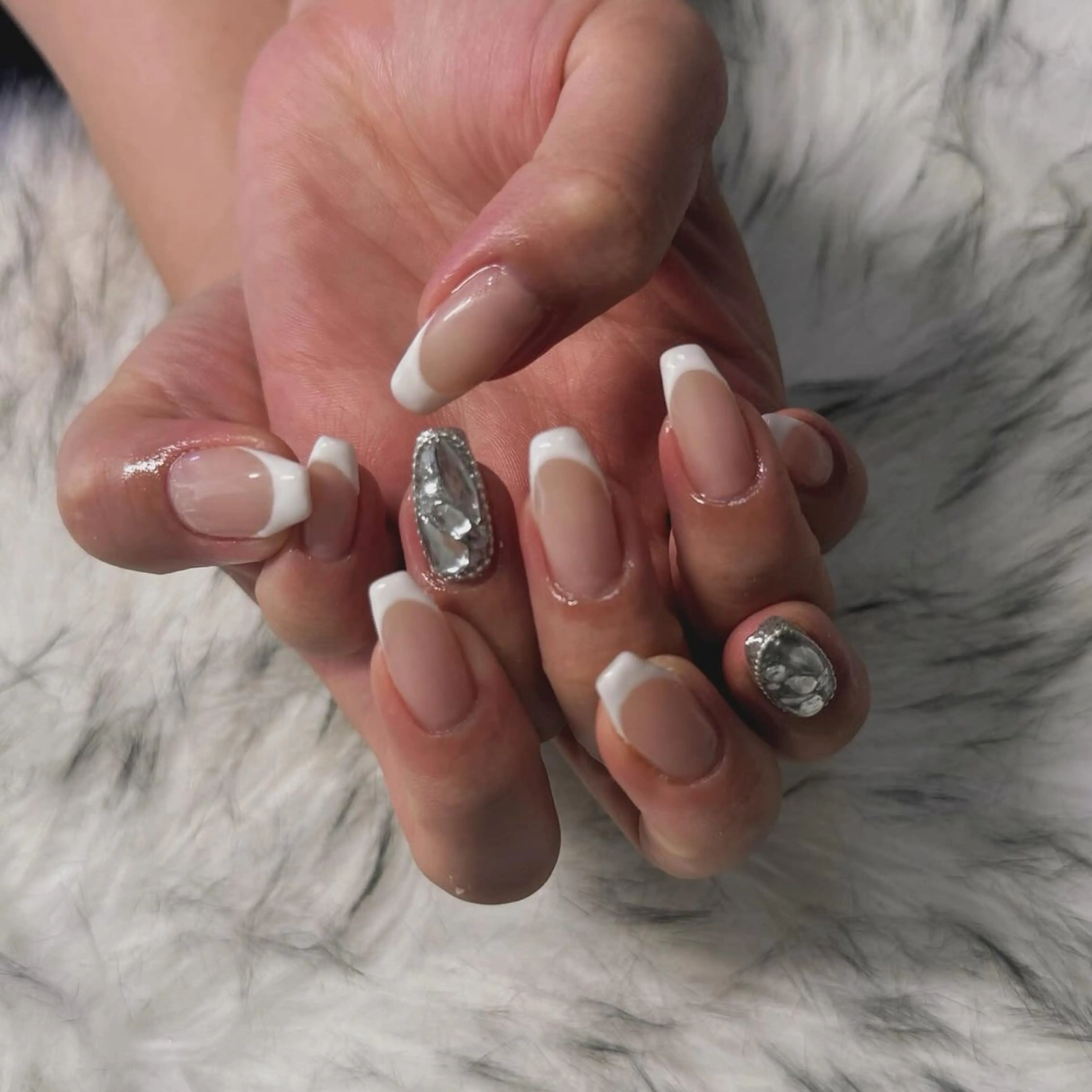 セミロング ハンドネイル mao .のネイルデザイン