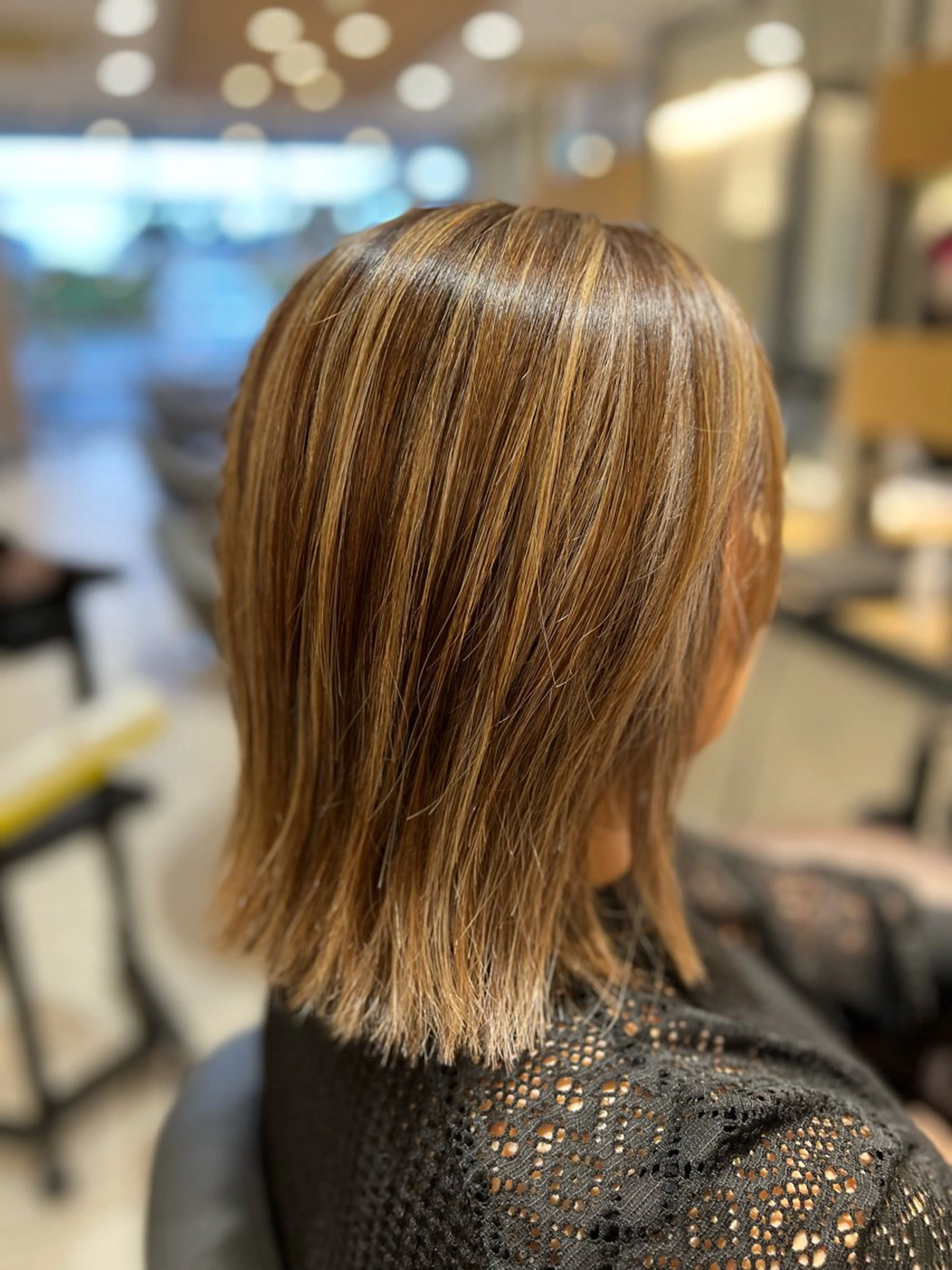 ショート カラー 透明感カラー ハイライトカラー ハイライト 髪質改善 縮毛矯正 ヘアカラー 大谷 真祈/似合わせ /ハイライト玄人のヘアスタイル