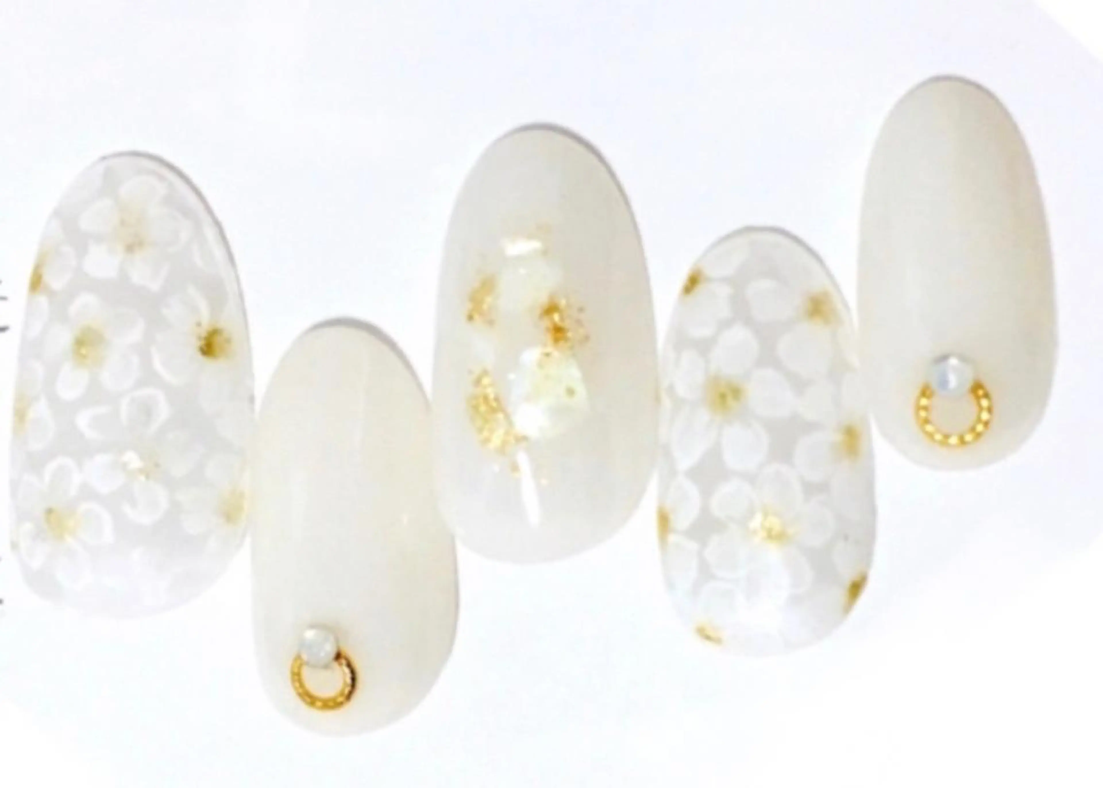 ネイル ハンドネイル ゲン レイカのネイルデザイン