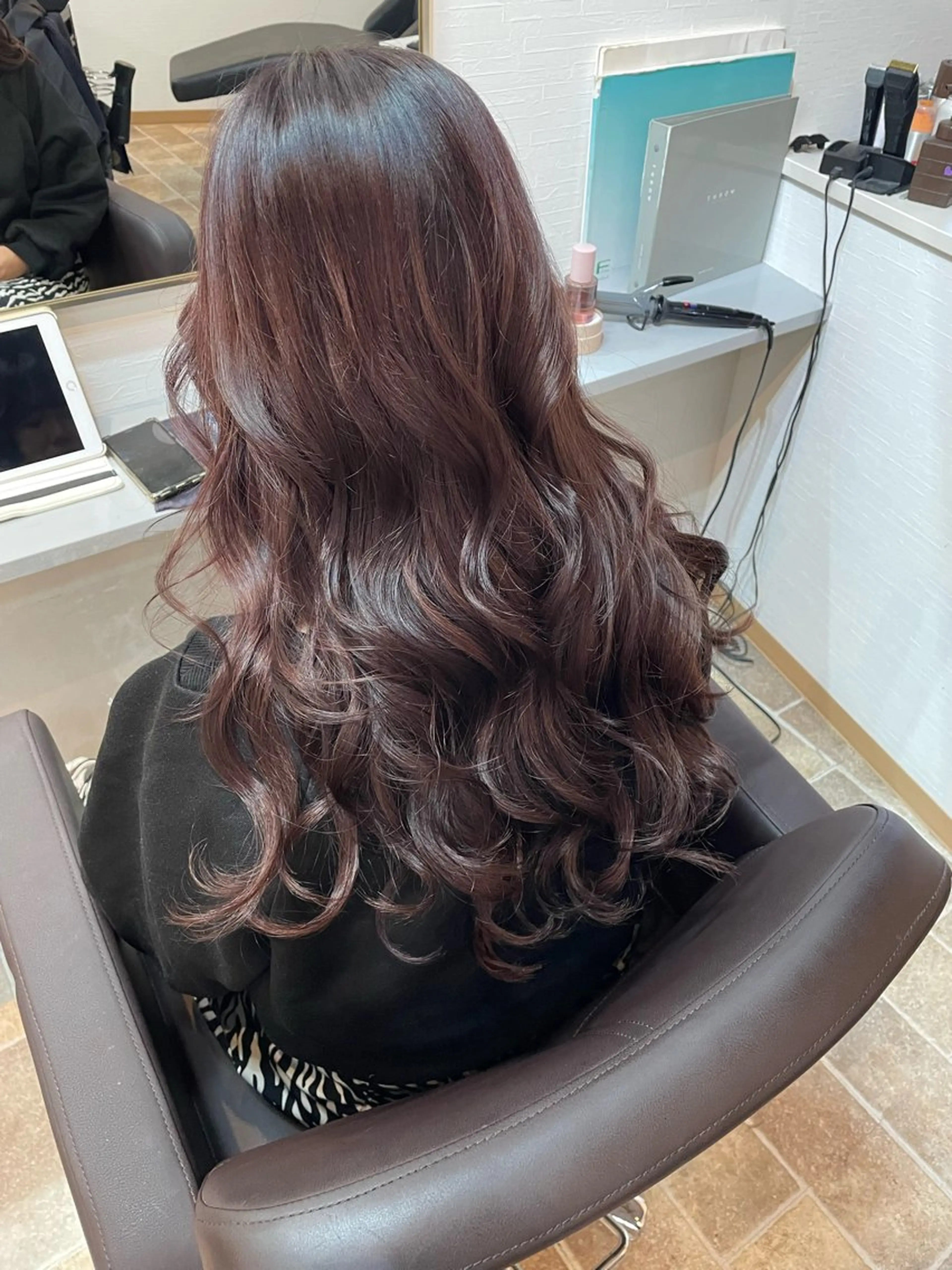 ロング カラー ピンクカラー ヘアカラー Ammi hair所属・YUI/ ブリーチカラー🌷のヘアスタイル