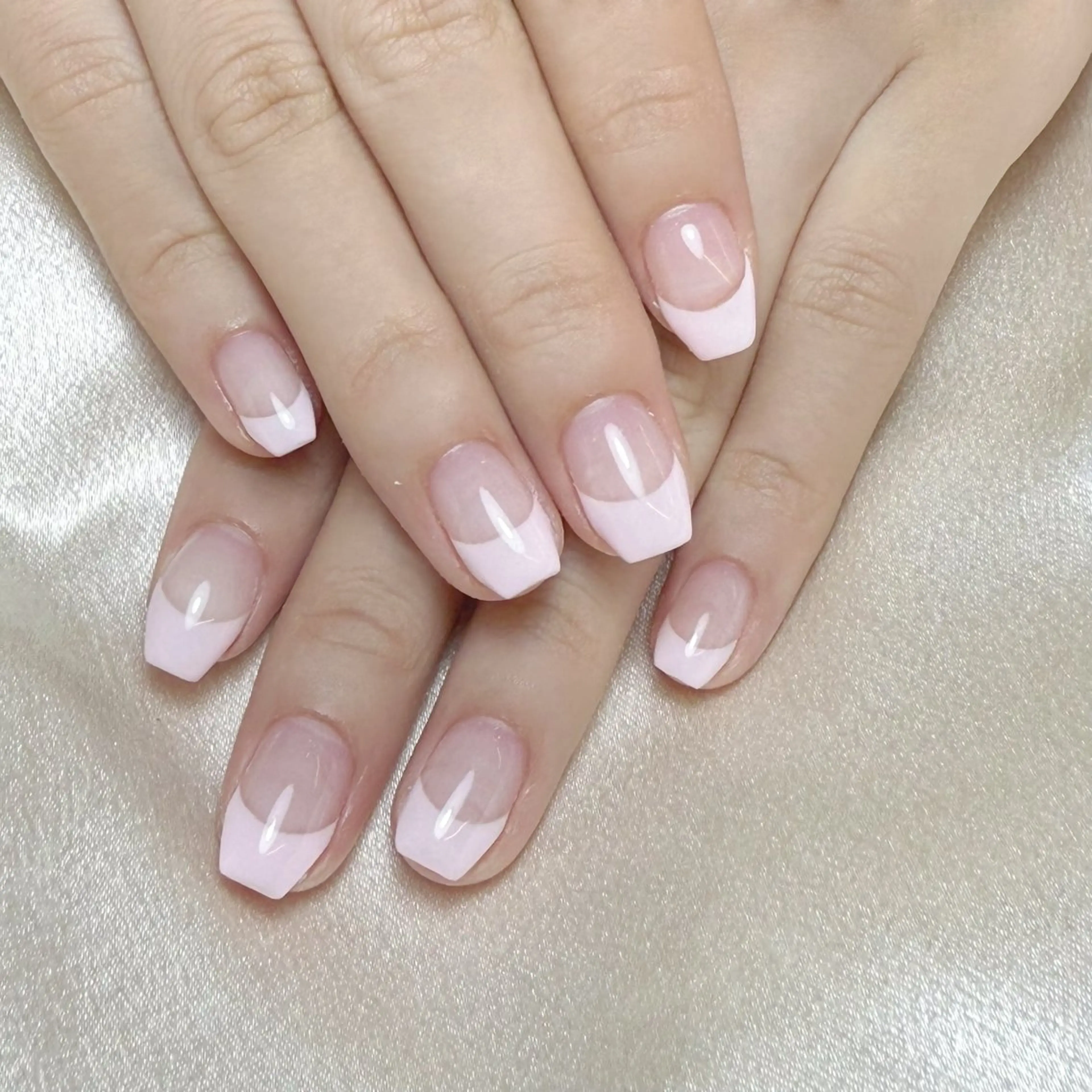 ネイル オーロラネイル ブルー ブラウン フラッシュネイル フットネイル 🌷yui ネイル🌷のネイルデザイン