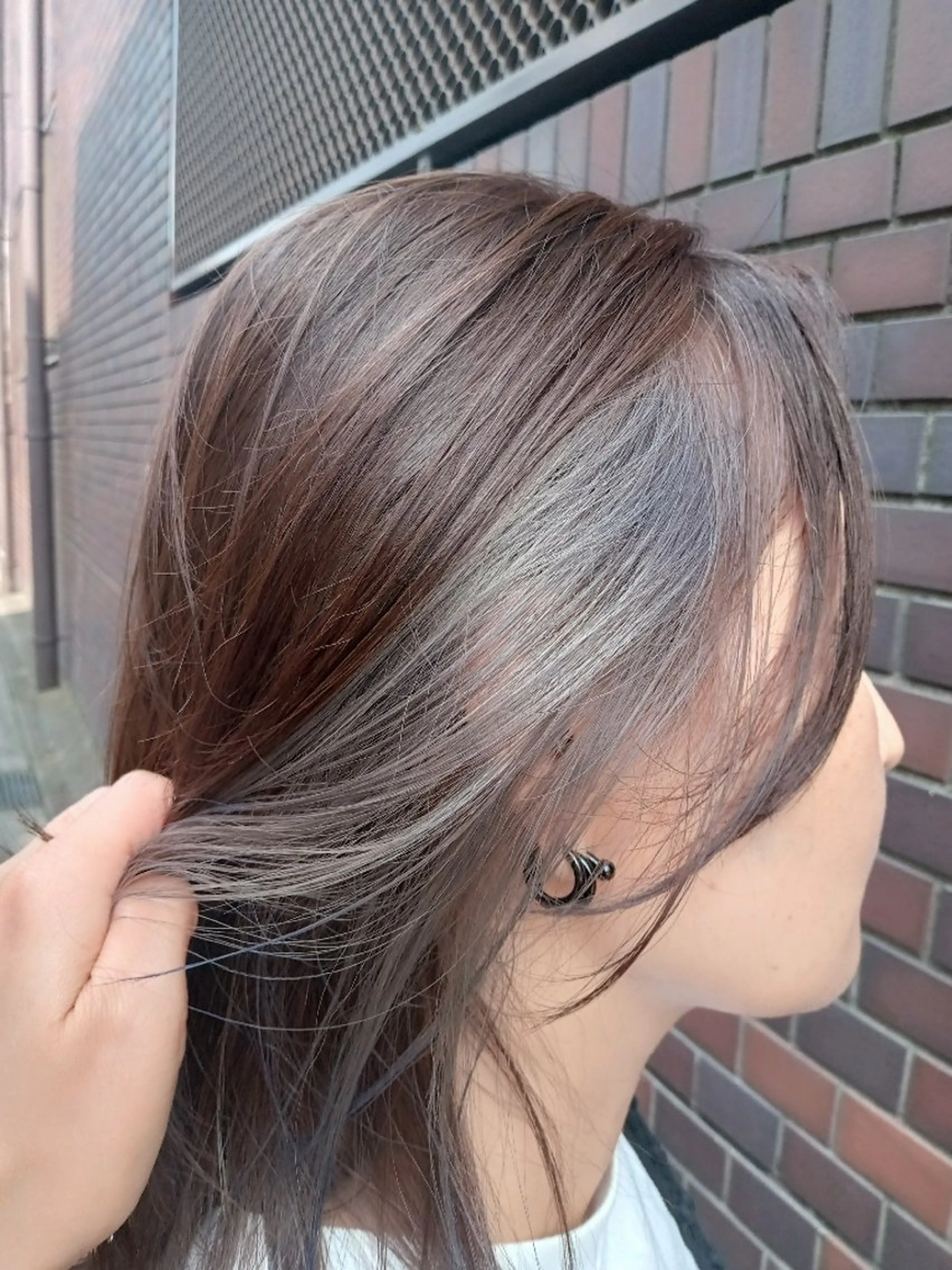 ミディアム カラー ブリーチ go s go(e) 　ゴーズゴー所属・go s go(e) 店　コンドウマチコのヘアスタイル